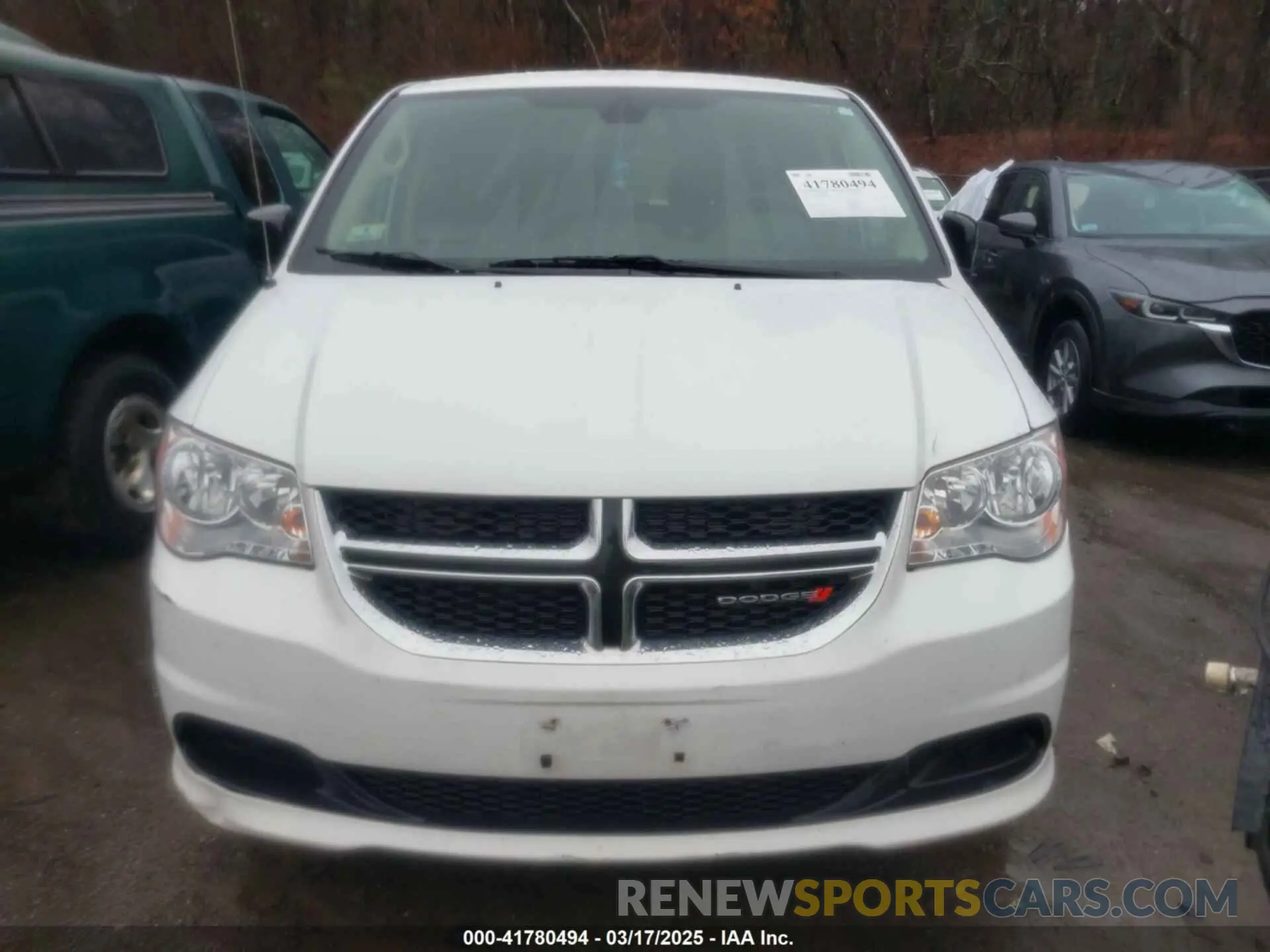 12 fotografías del automóvil dañado 2C4RDGBG4KR643362 DODGE GRAND CARAVAN 2019