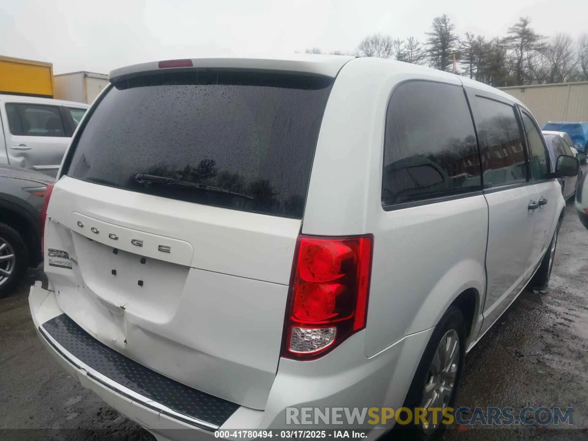 4 fotografías del automóvil dañado 2C4RDGBG4KR643362 DODGE GRAND CARAVAN 2019