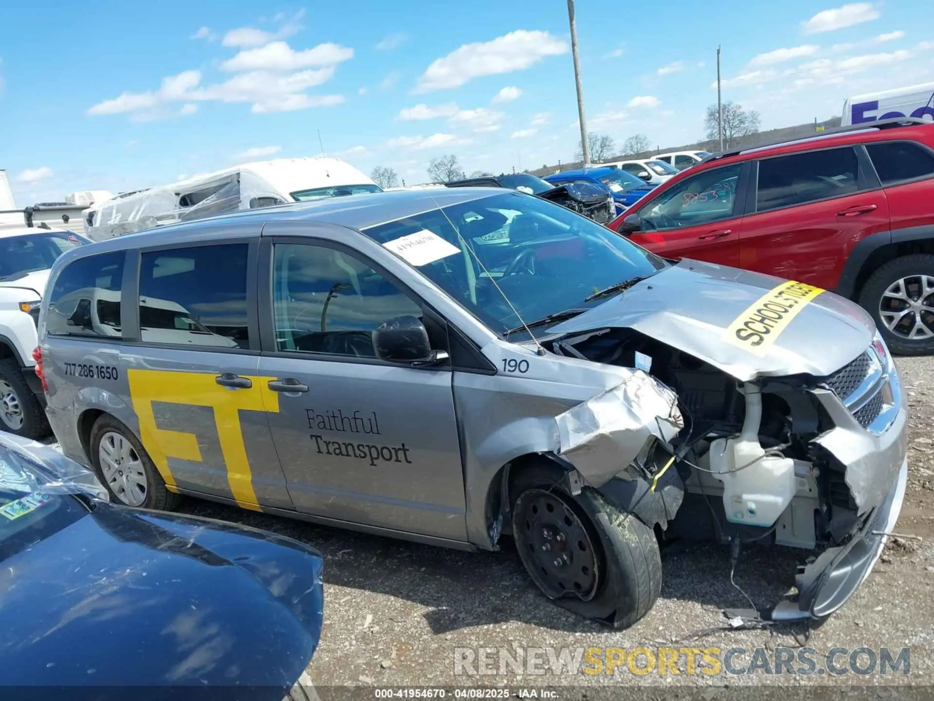 13 fotografías del automóvil dañado 2C4RDGBG4KR685000 DODGE GRAND CARAVAN 2019