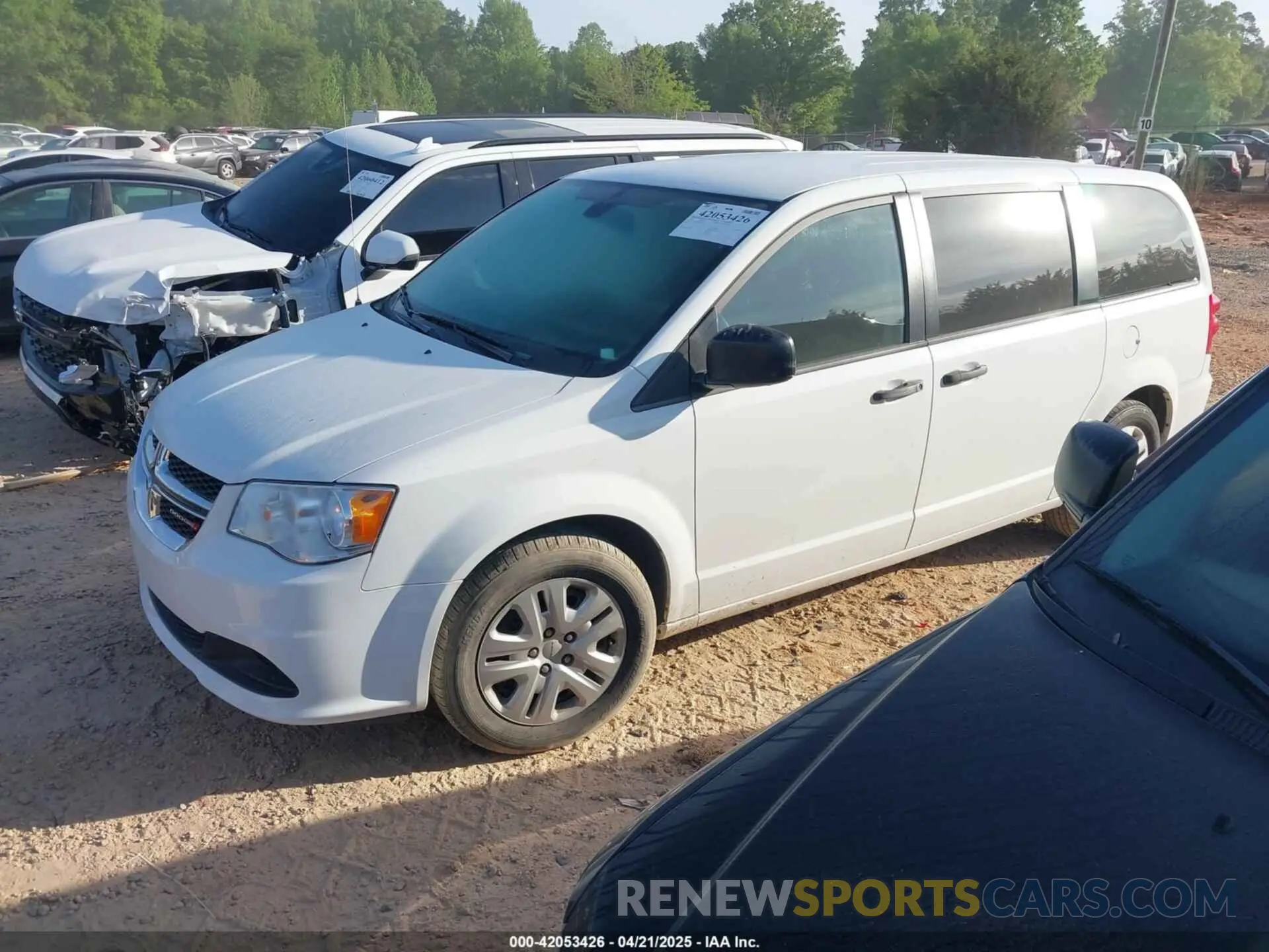 2 fotografías del automóvil dañado 2C4RDGBG4KR729173 DODGE GRAND CARAVAN 2019