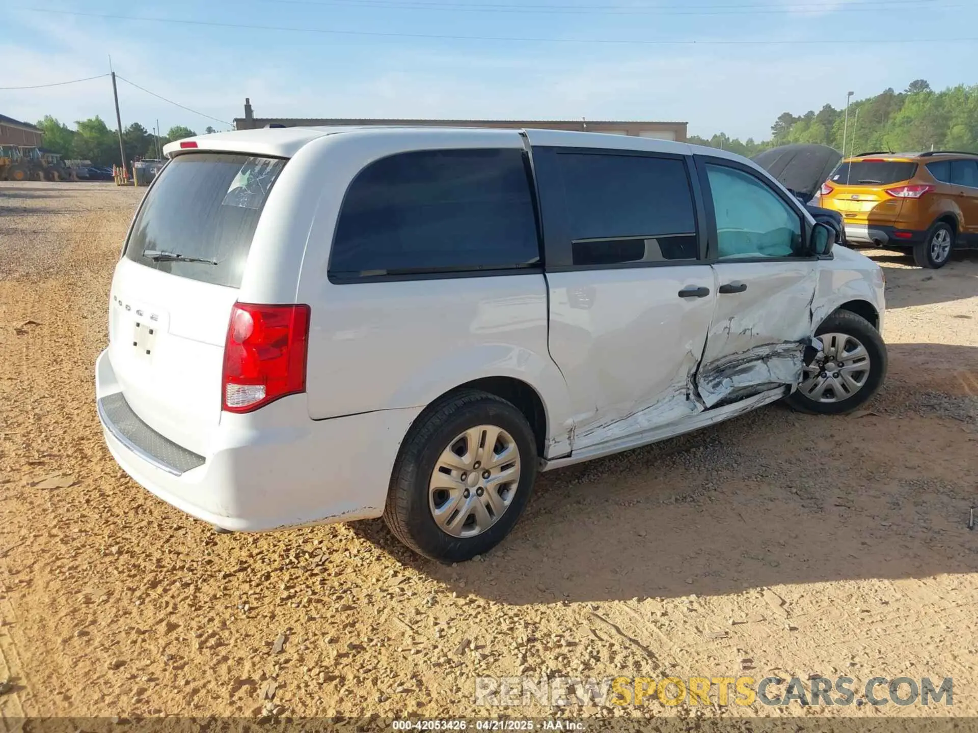 4 fotografías del automóvil dañado 2C4RDGBG4KR729173 DODGE GRAND CARAVAN 2019