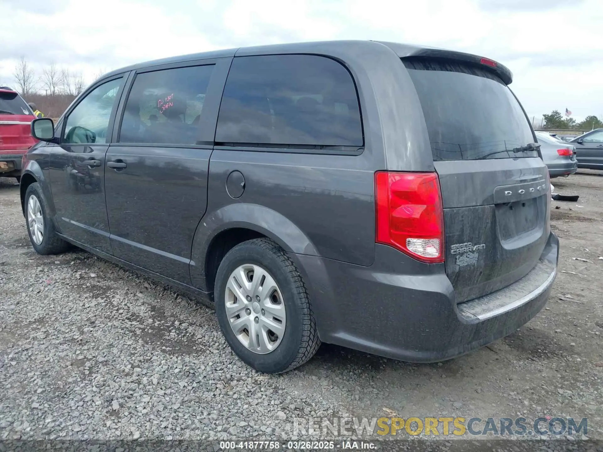 3 fotografías del automóvil dañado 2C4RDGBG6KR781789 DODGE GRAND CARAVAN 2019