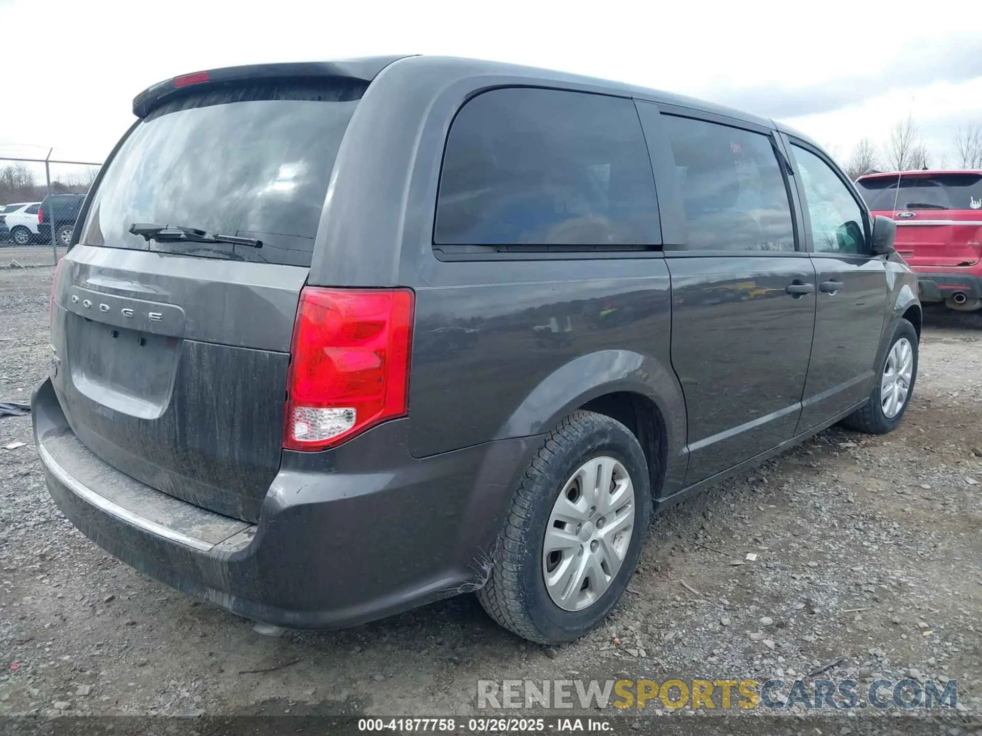 4 fotografías del automóvil dañado 2C4RDGBG6KR781789 DODGE GRAND CARAVAN 2019