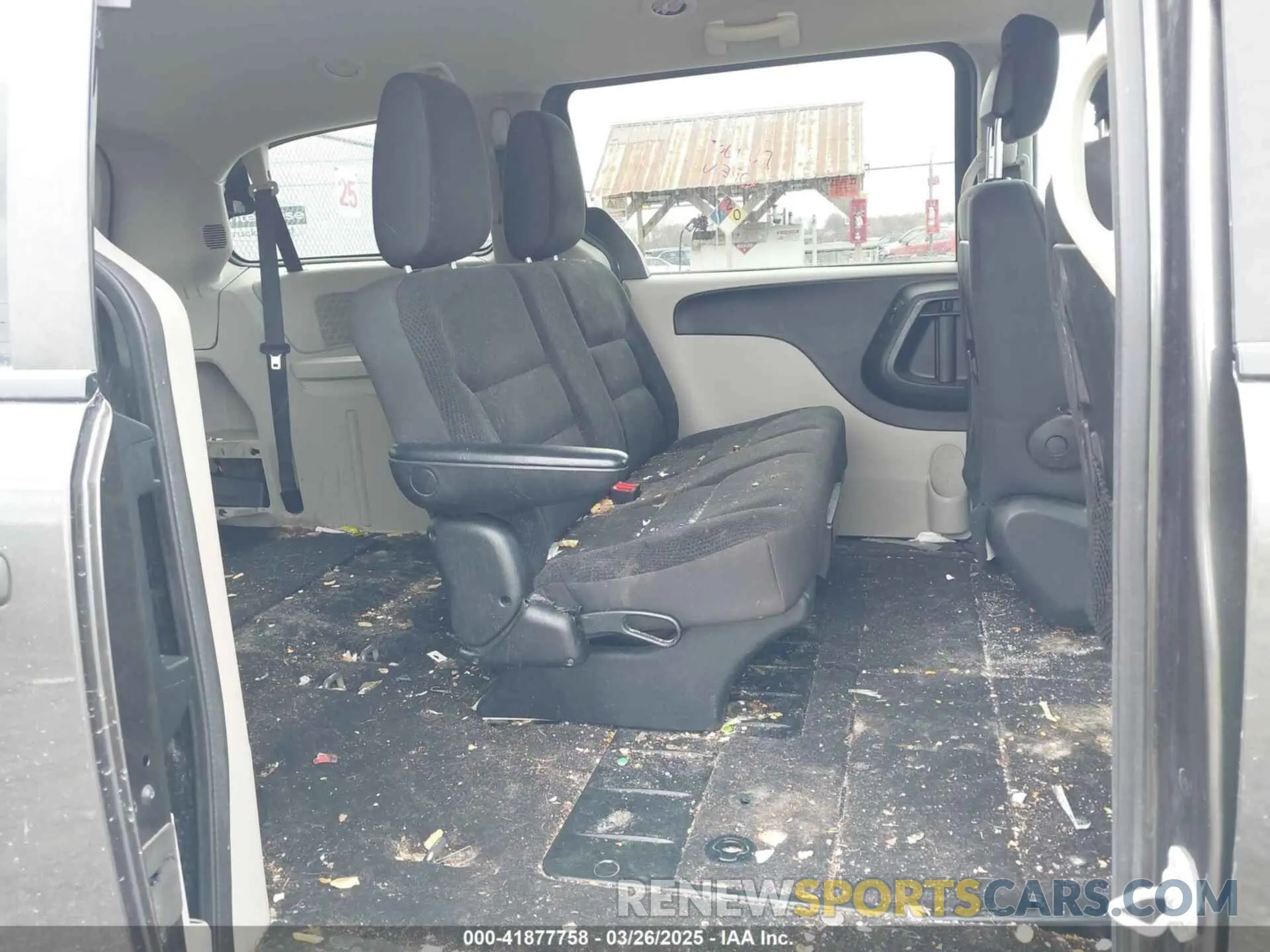 8 fotografías del automóvil dañado 2C4RDGBG6KR781789 DODGE GRAND CARAVAN 2019
