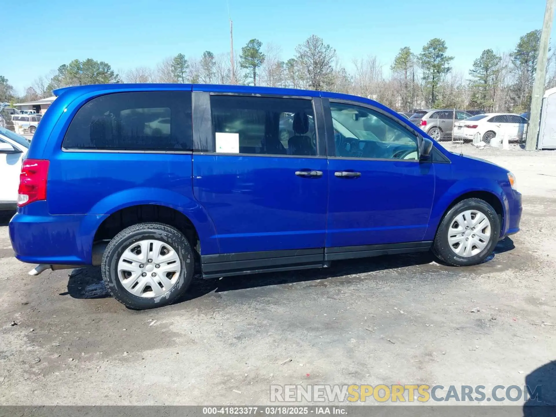 13 fotografías del automóvil dañado 2C4RDGBG7KR596327 DODGE GRAND CARAVAN 2019