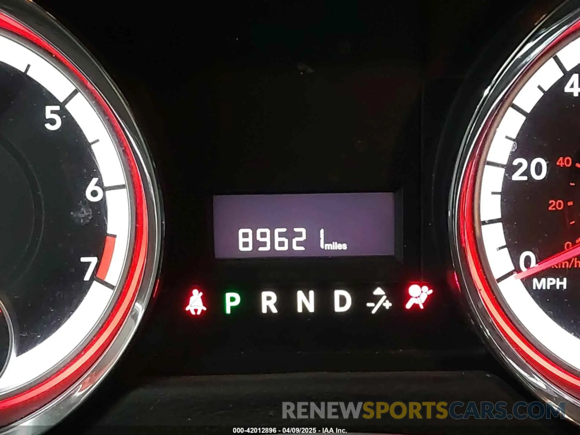 15 fotografías del automóvil dañado 2C4RDGBG8KR539229 DODGE GRAND CARAVAN 2019