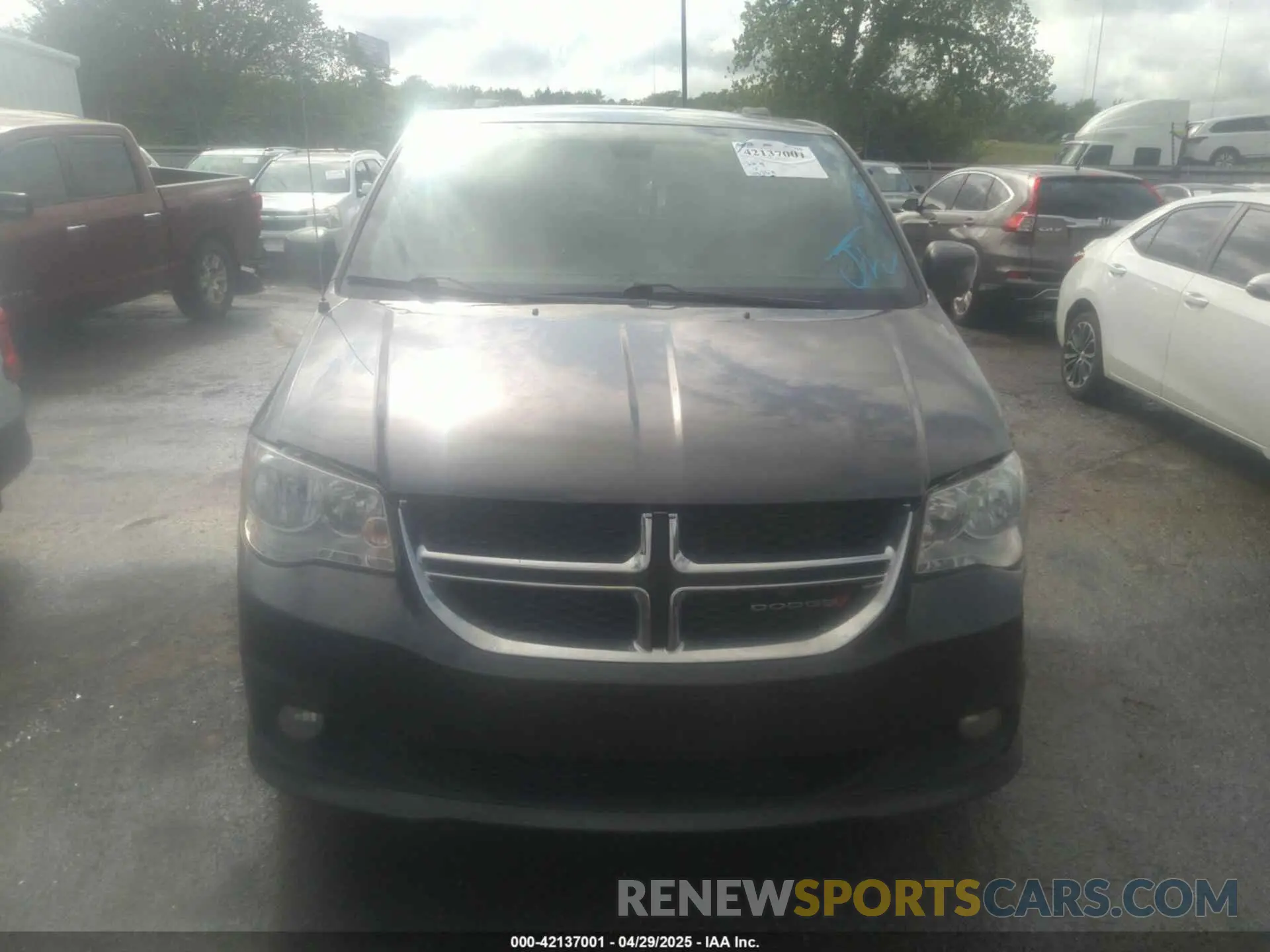 12 fotografías del automóvil dañado 2C4RDGCG0KR718346 DODGE GRAND CARAVAN 2019