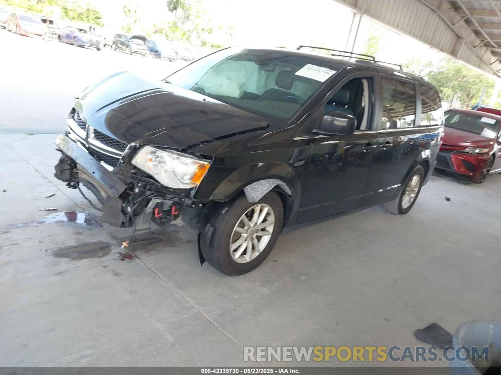 2 fotografías del automóvil dañado 2C4RDGCG0KR755087 DODGE GRAND CARAVAN 2019