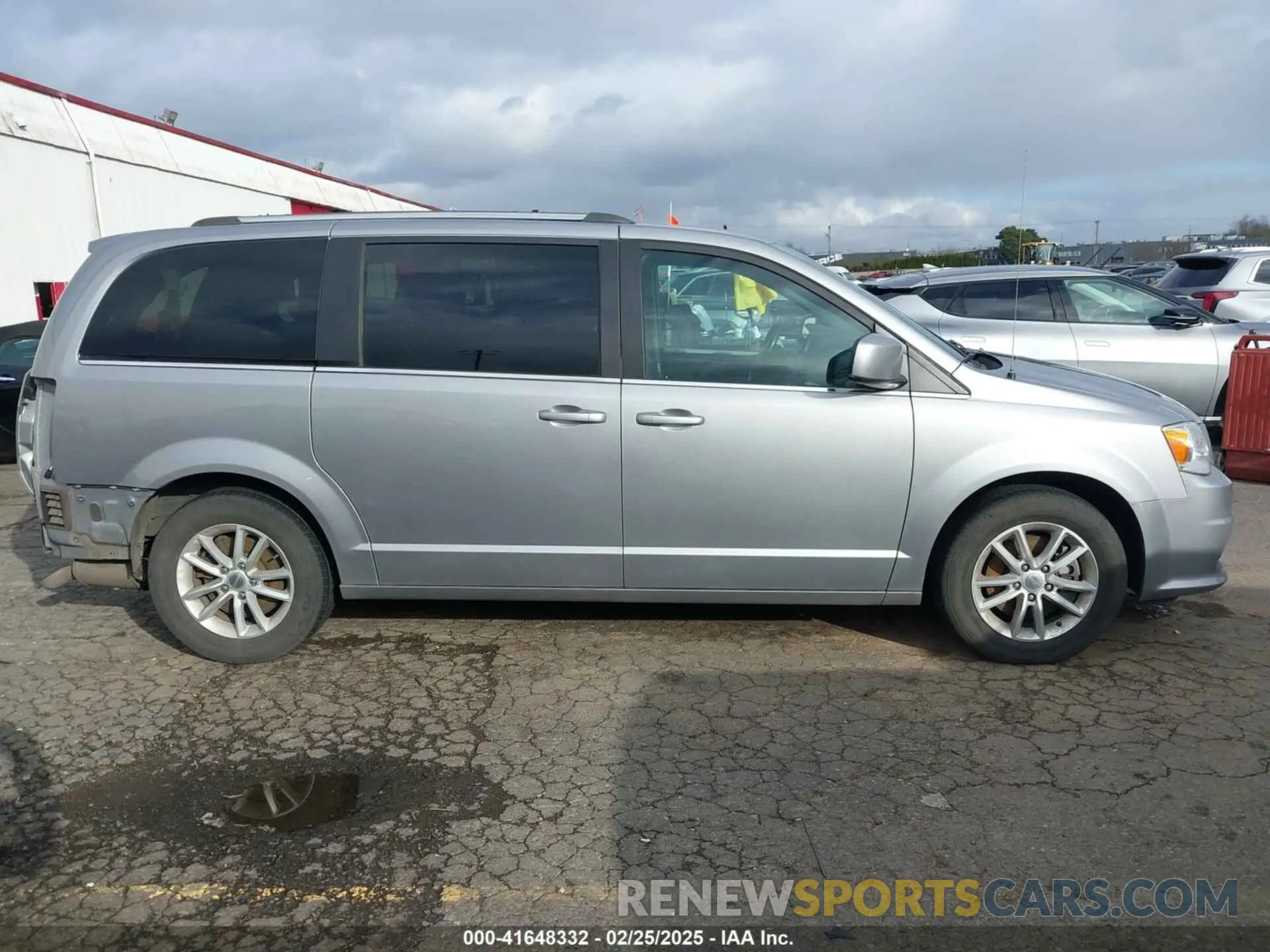 14 fotografías del automóvil dañado 2C4RDGCG0KR786940 DODGE GRAND CARAVAN 2019