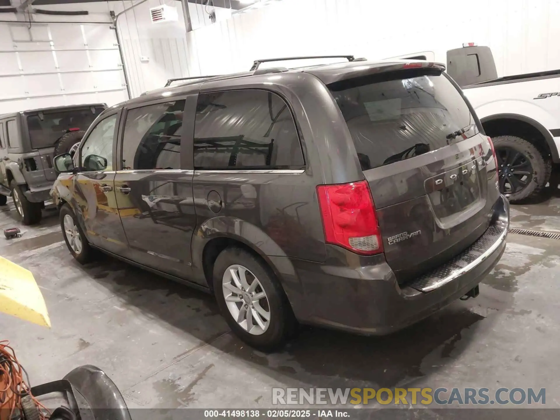 3 fotografías del automóvil dañado 2C4RDGCG1KR647478 DODGE GRAND CARAVAN 2019