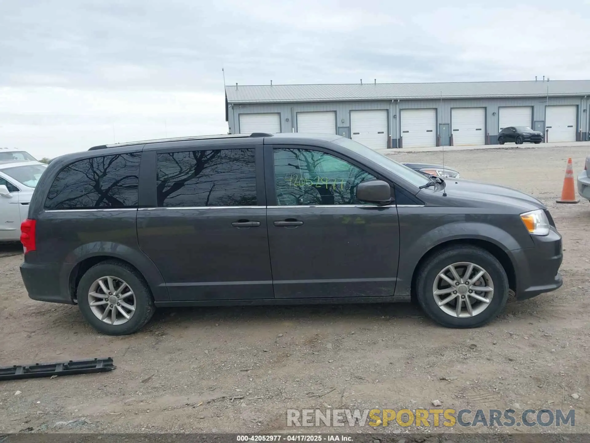 14 fotografías del automóvil dañado 2C4RDGCG1KR663986 DODGE GRAND CARAVAN 2019