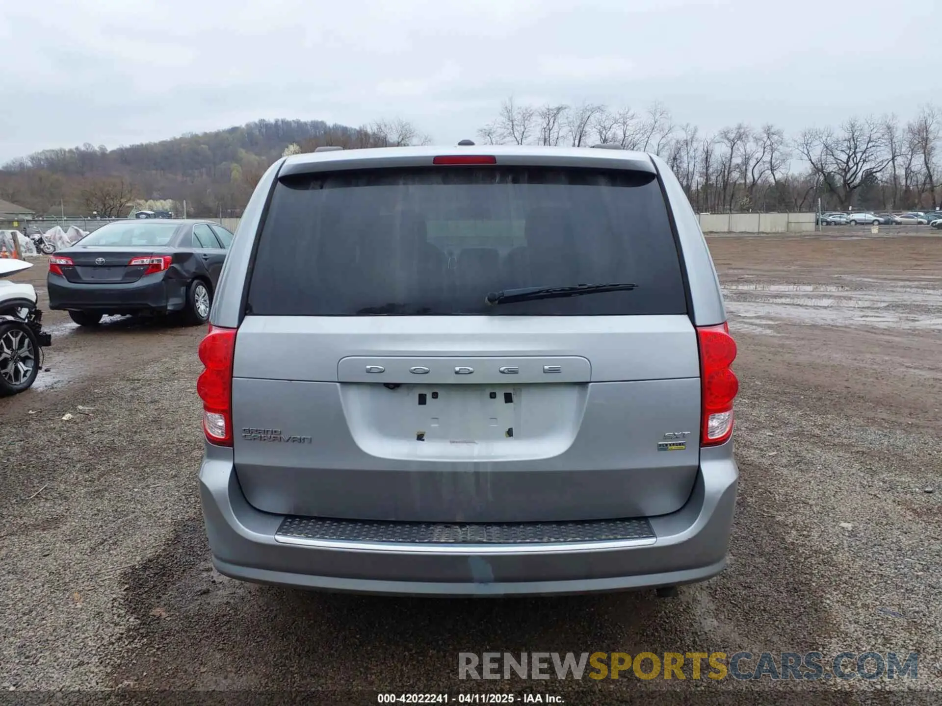 17 fotografías del automóvil dañado 2C4RDGCG1KR672526 DODGE GRAND CARAVAN 2019