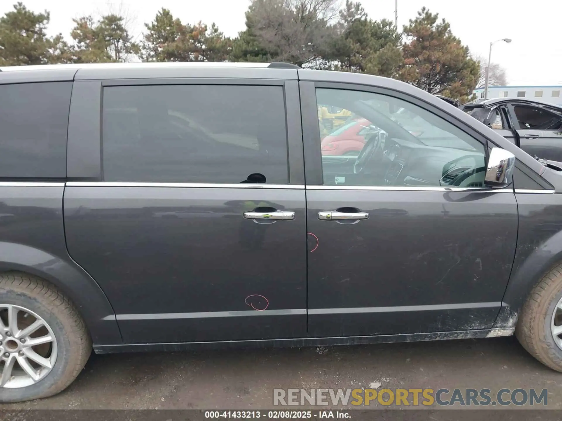 14 fotografías del automóvil dañado 2C4RDGCG1KR690850 DODGE GRAND CARAVAN 2019