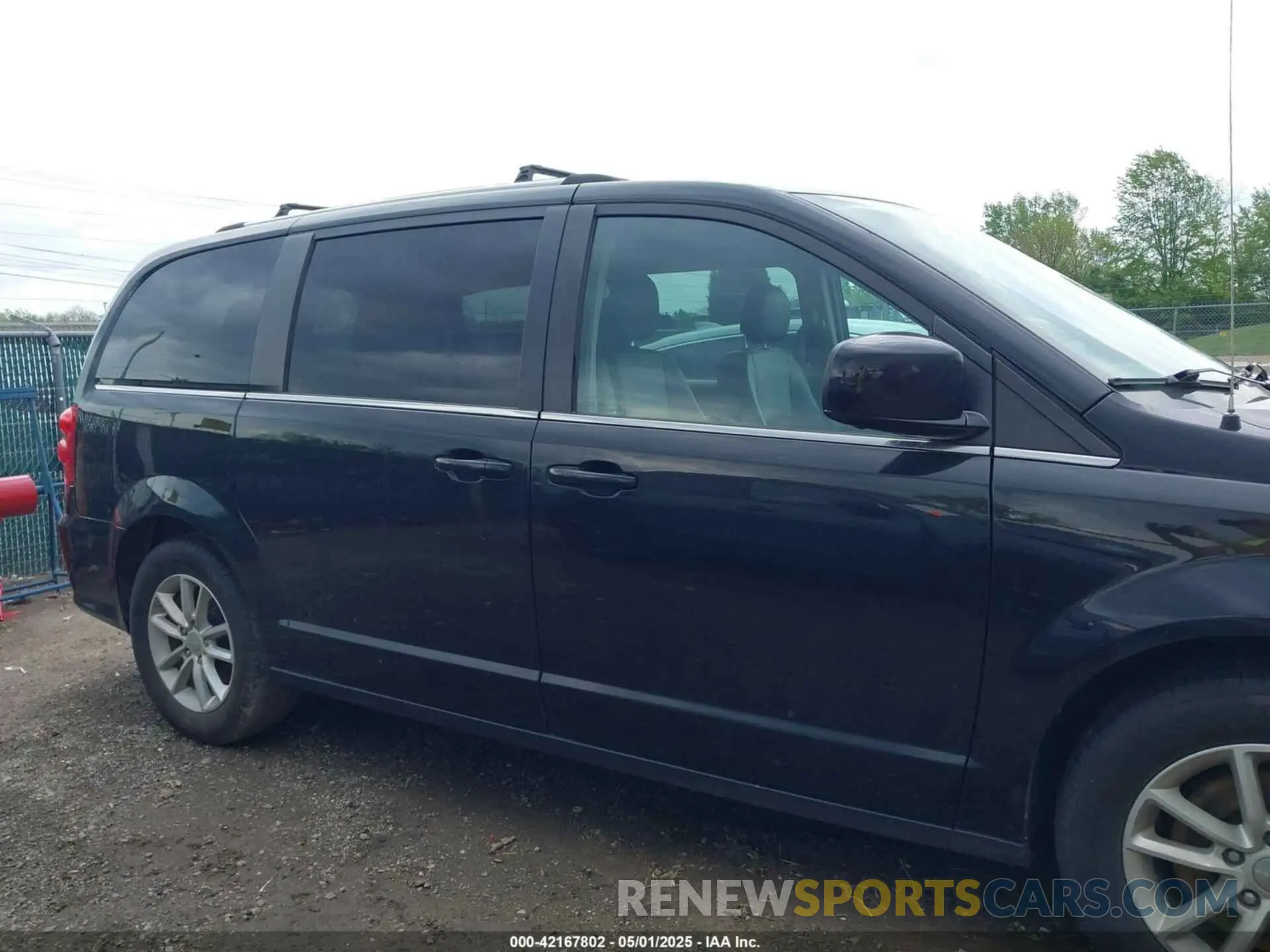 13 fotografías del automóvil dañado 2C4RDGCG2KR564111 DODGE GRAND CARAVAN 2019