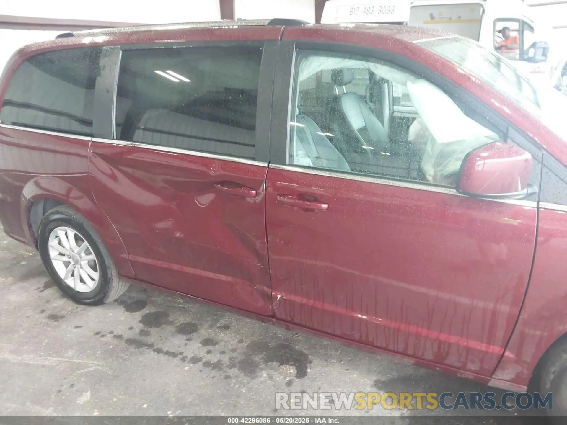 18 fotografías del automóvil dañado 2C4RDGCG3KR586215 DODGE GRAND CARAVAN 2019