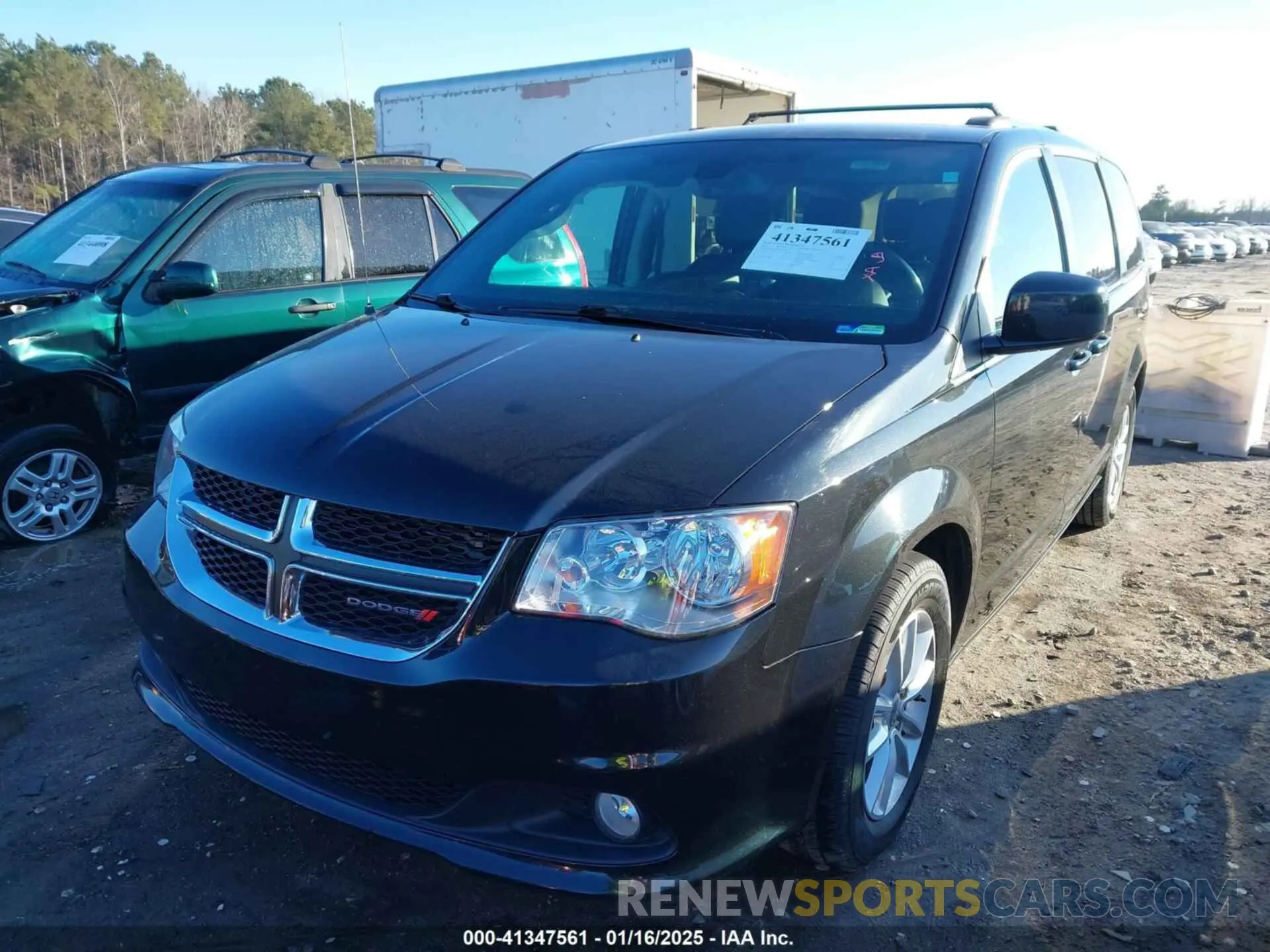 2 fotografías del automóvil dañado 2C4RDGCG3KR716798 DODGE GRAND CARAVAN 2019