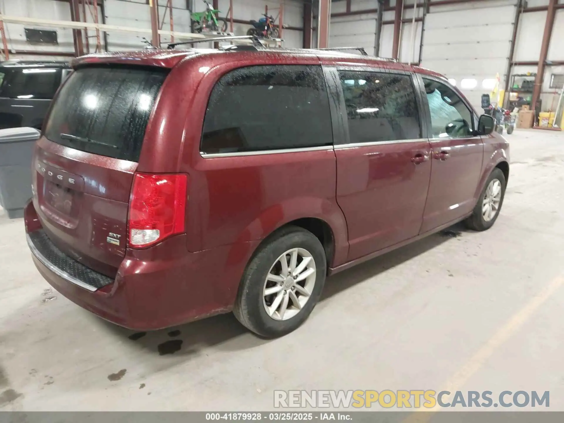 4 fotografías del automóvil dañado 2C4RDGCG4KR557659 DODGE GRAND CARAVAN 2019