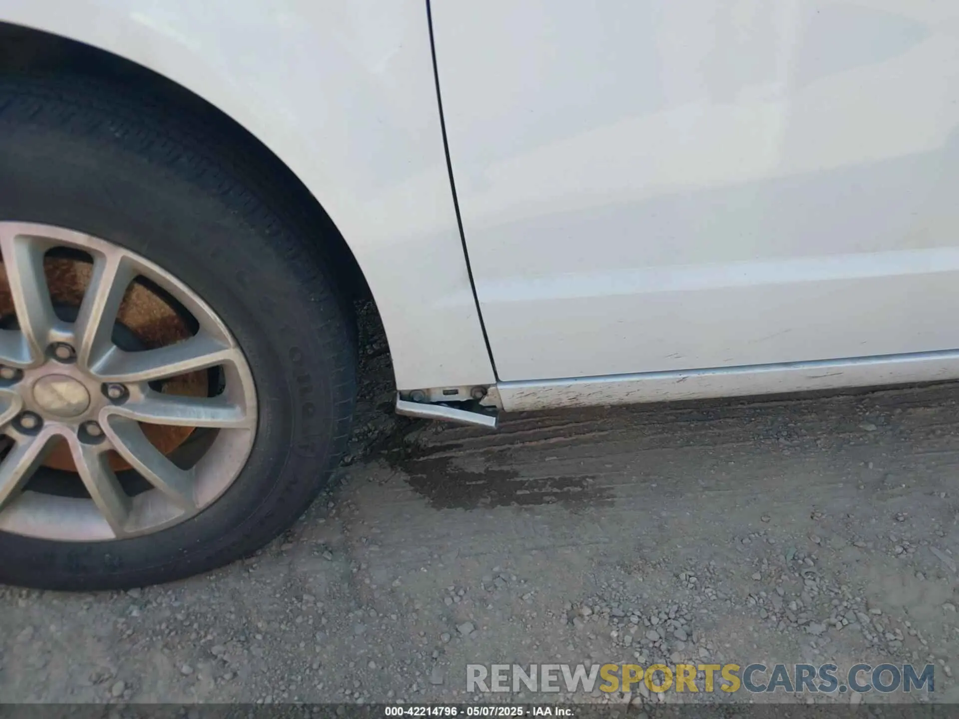 6 fotografías del automóvil dañado 2C4RDGCG4KR717670 DODGE GRAND CARAVAN 2019