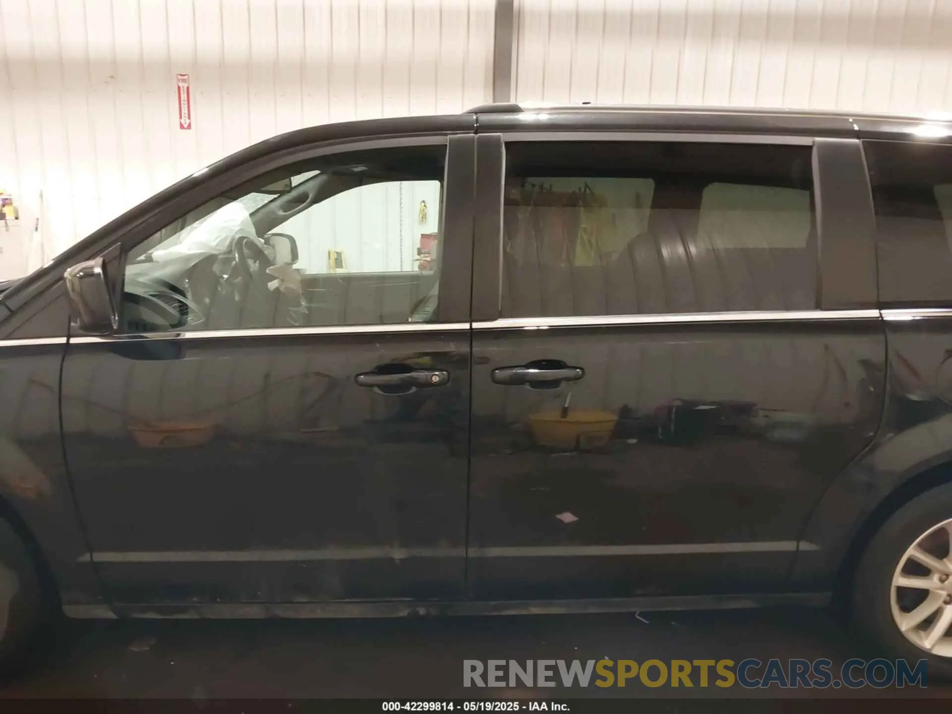 14 fotografías del automóvil dañado 2C4RDGCG5KR519776 DODGE GRAND CARAVAN 2019