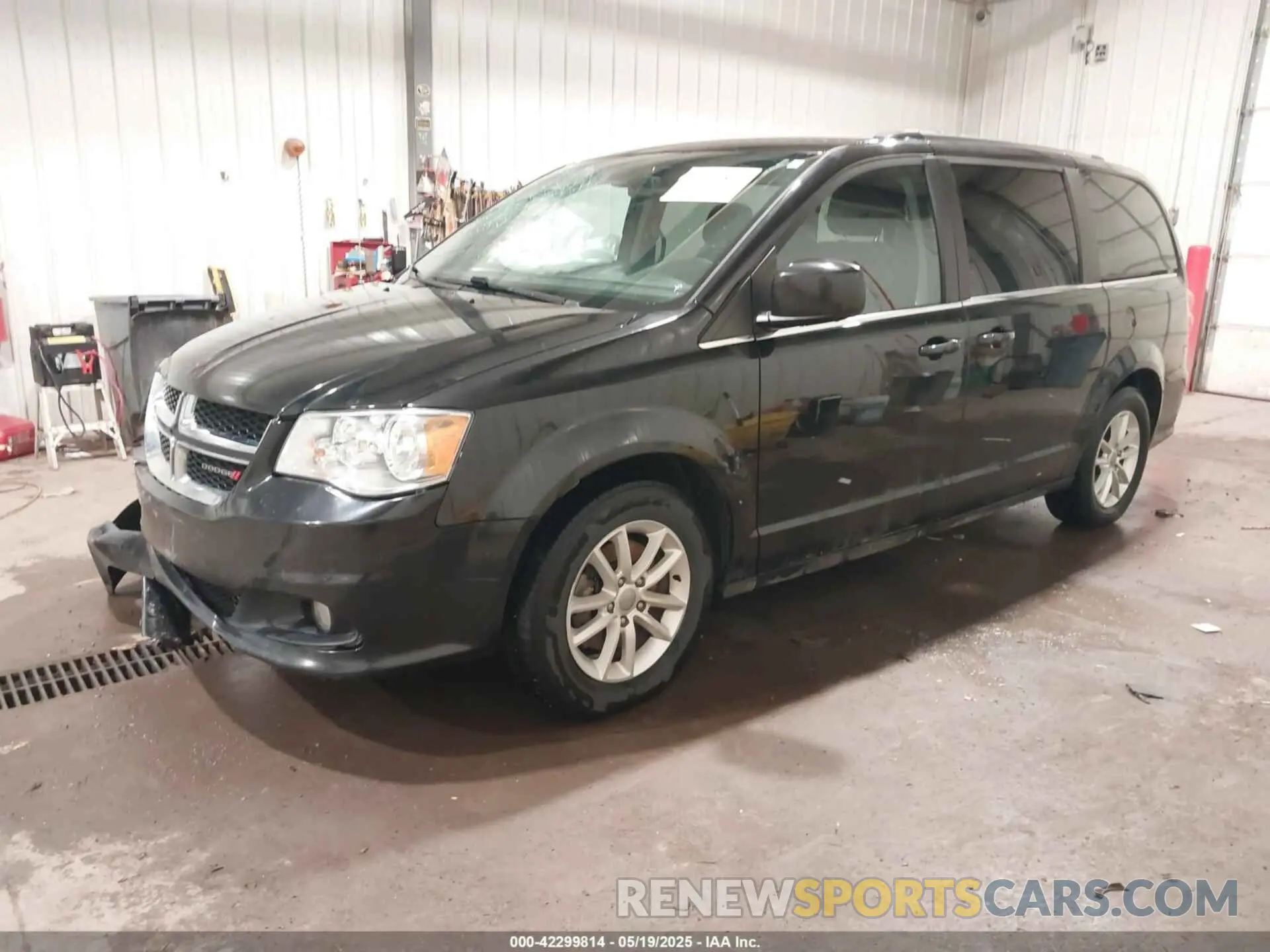 2 fotografías del automóvil dañado 2C4RDGCG5KR519776 DODGE GRAND CARAVAN 2019