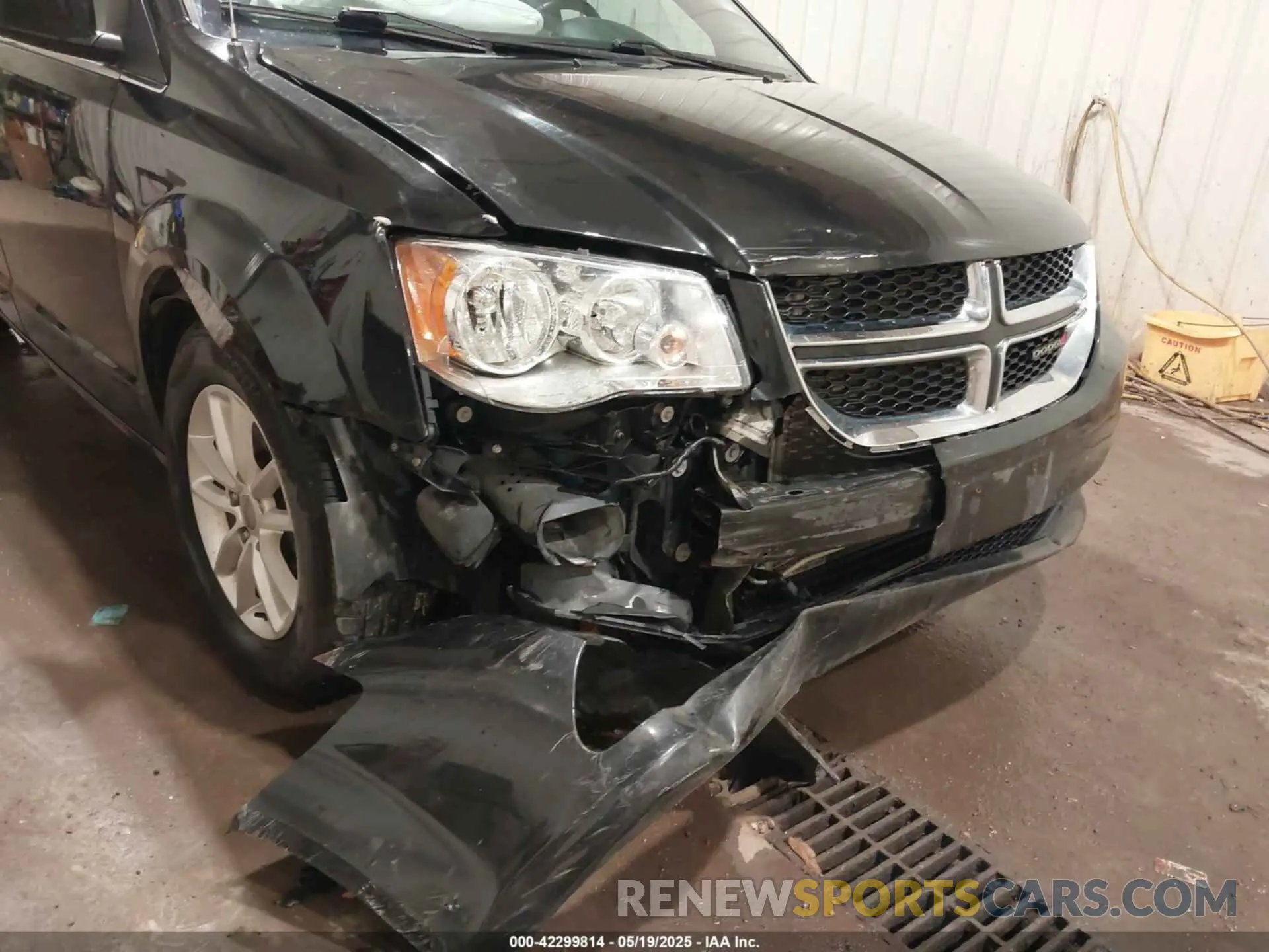 6 fotografías del automóvil dañado 2C4RDGCG5KR519776 DODGE GRAND CARAVAN 2019