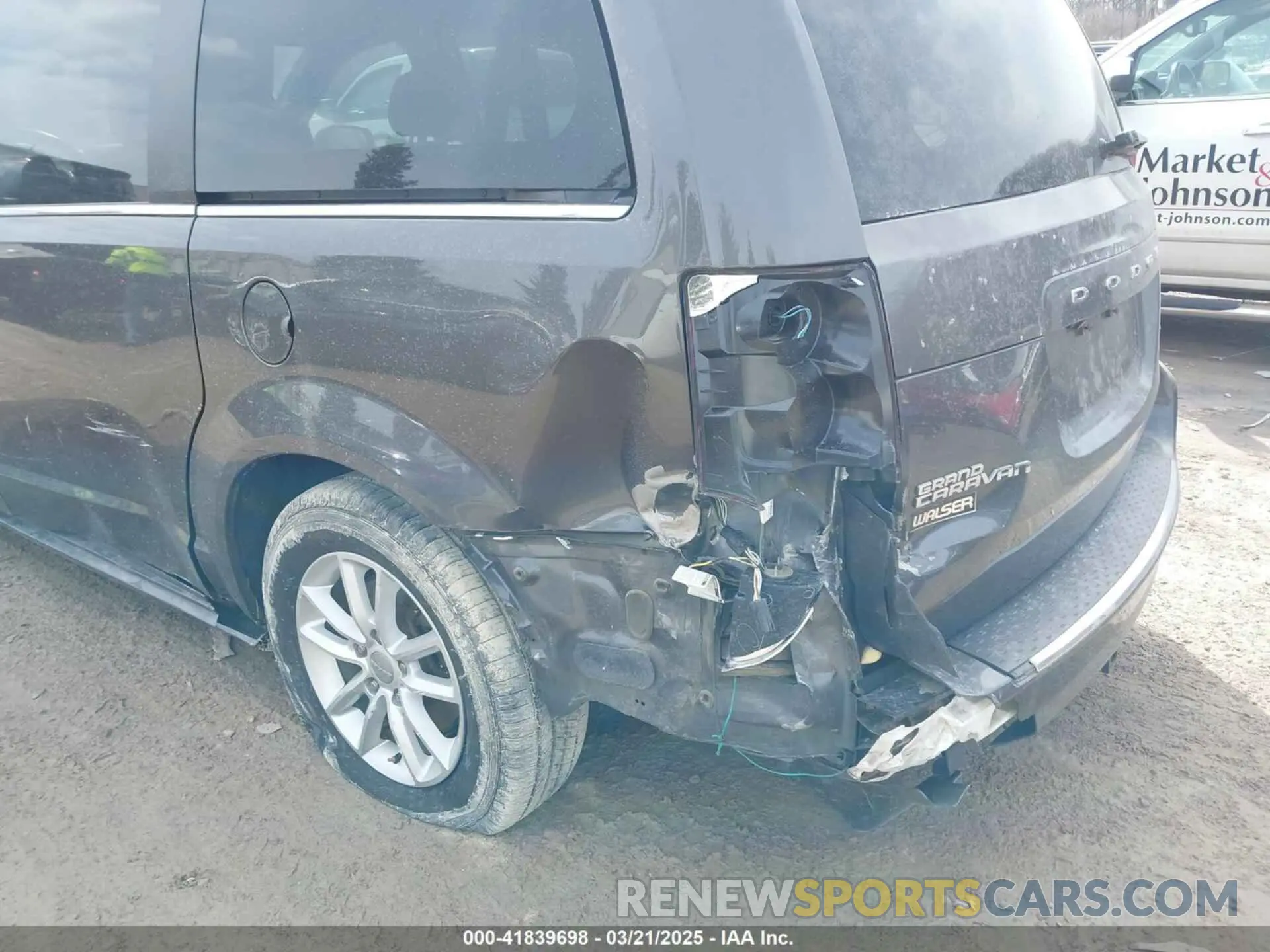 6 fotografías del automóvil dañado 2C4RDGCG5KR621269 DODGE GRAND CARAVAN 2019