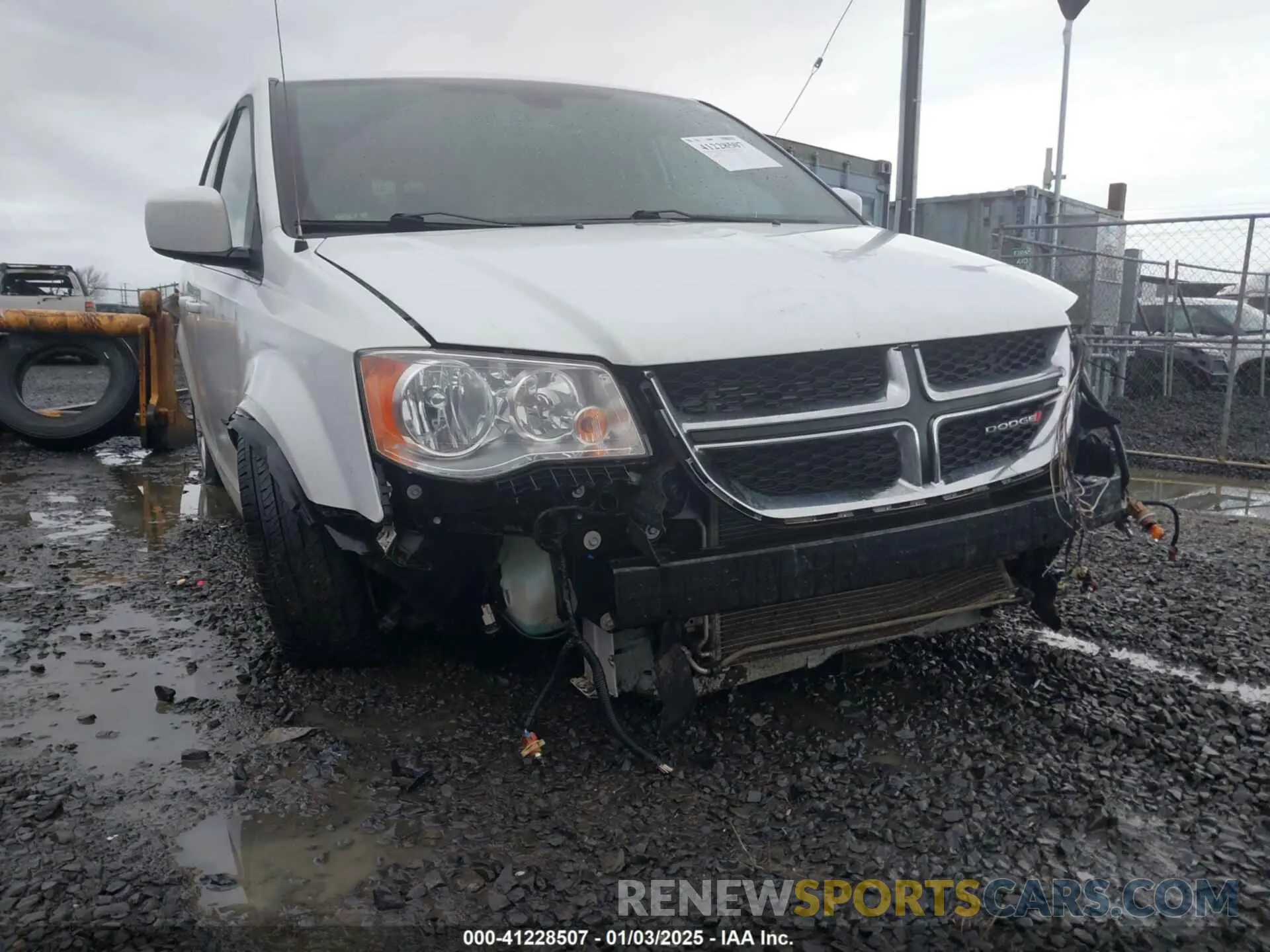 6 fotografías del automóvil dañado 2C4RDGCG5KR747888 DODGE GRAND CARAVAN 2019