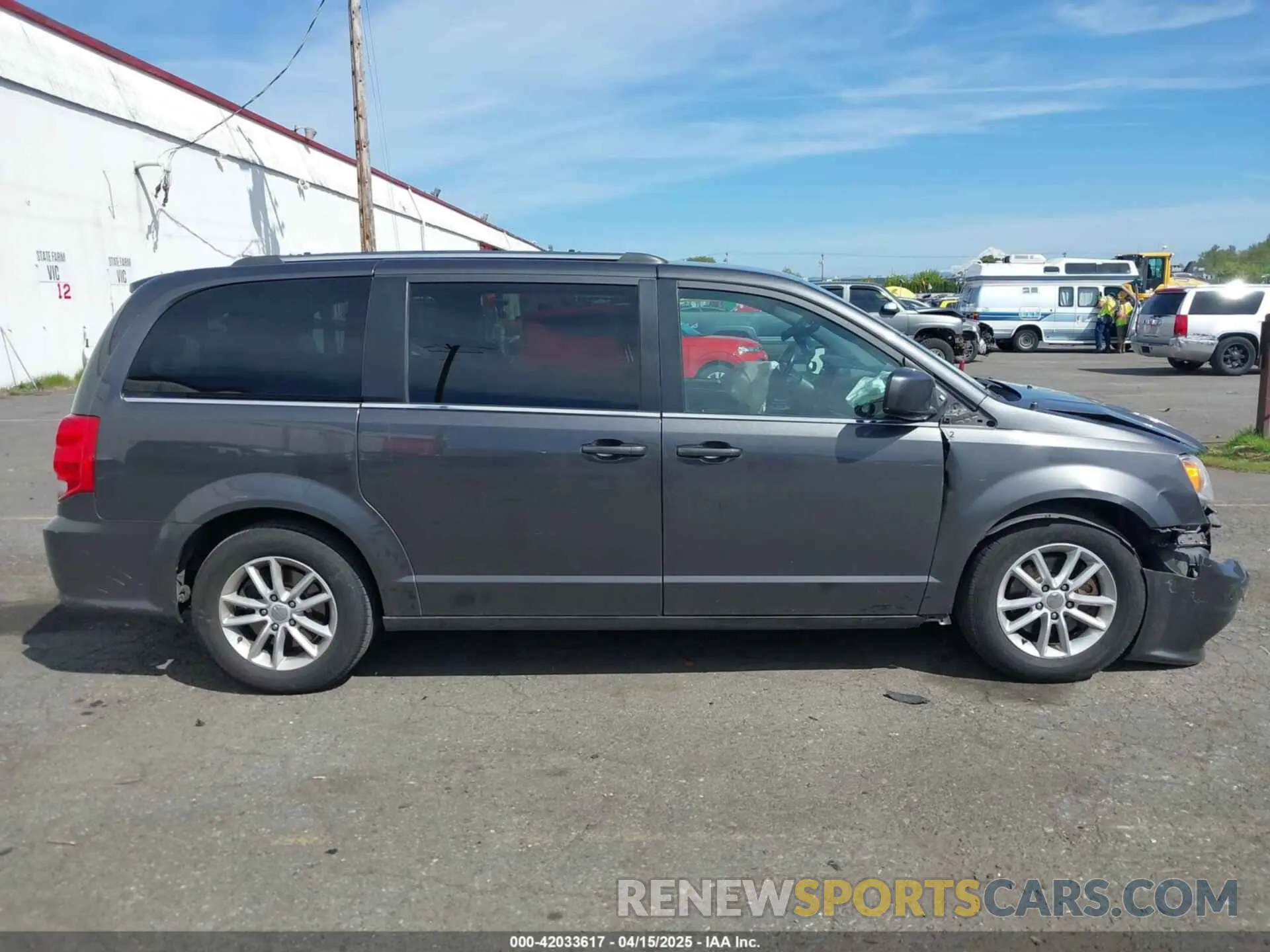 14 fotografías del automóvil dañado 2C4RDGCG5KR758602 DODGE GRAND CARAVAN 2019