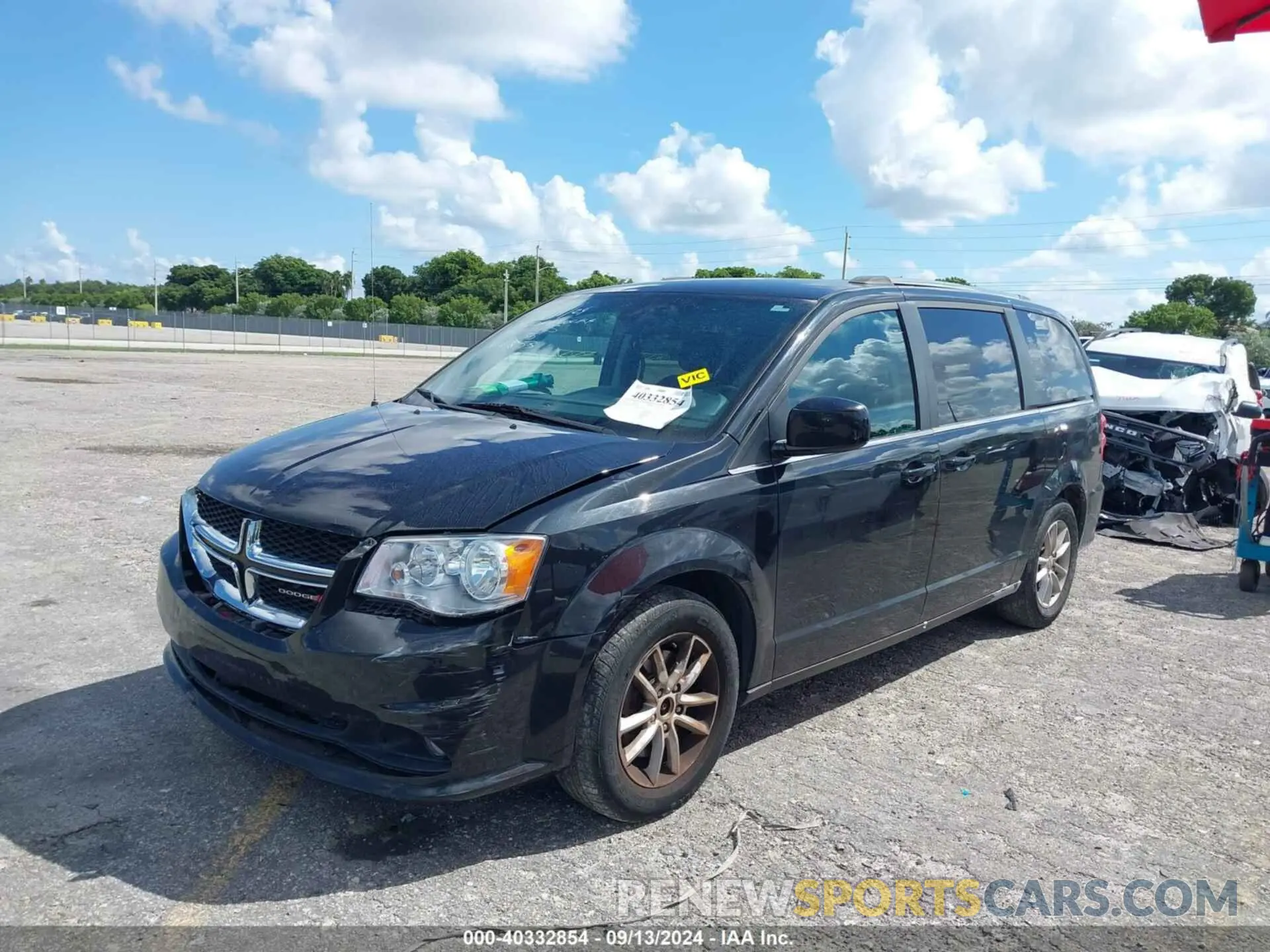 2 fotografías del automóvil dañado 2C4RDGCG5KR797853 DODGE GRAND CARAVAN 2019