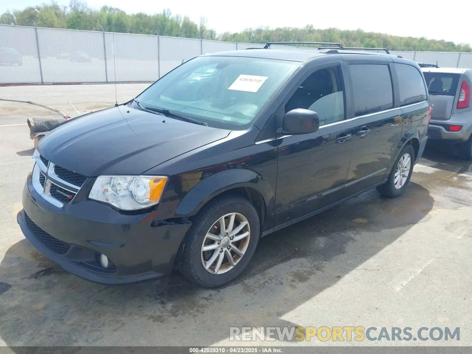 2 fotografías del automóvil dañado 2C4RDGCG6KR546291 DODGE GRAND CARAVAN 2019