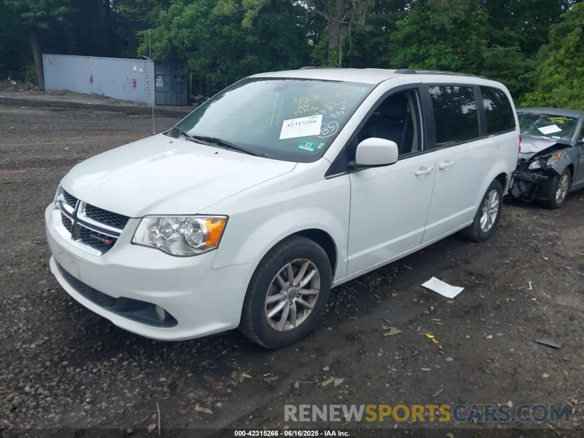 2 fotografías del automóvil dañado 2C4RDGCG7KR512733 DODGE GRAND CARAVAN 2019