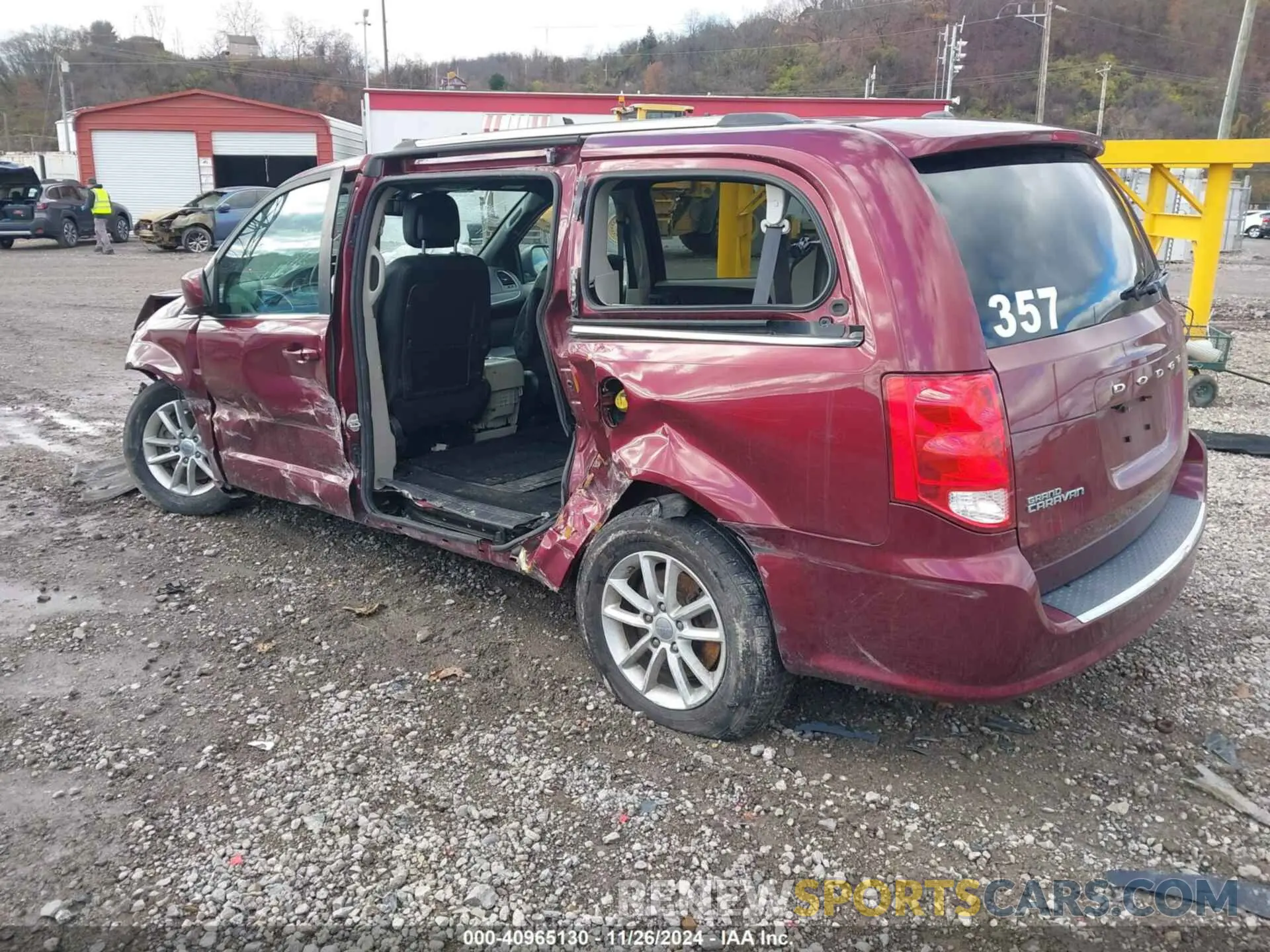3 fotografías del automóvil dañado 2C4RDGCG7KR736536 DODGE GRAND CARAVAN 2019