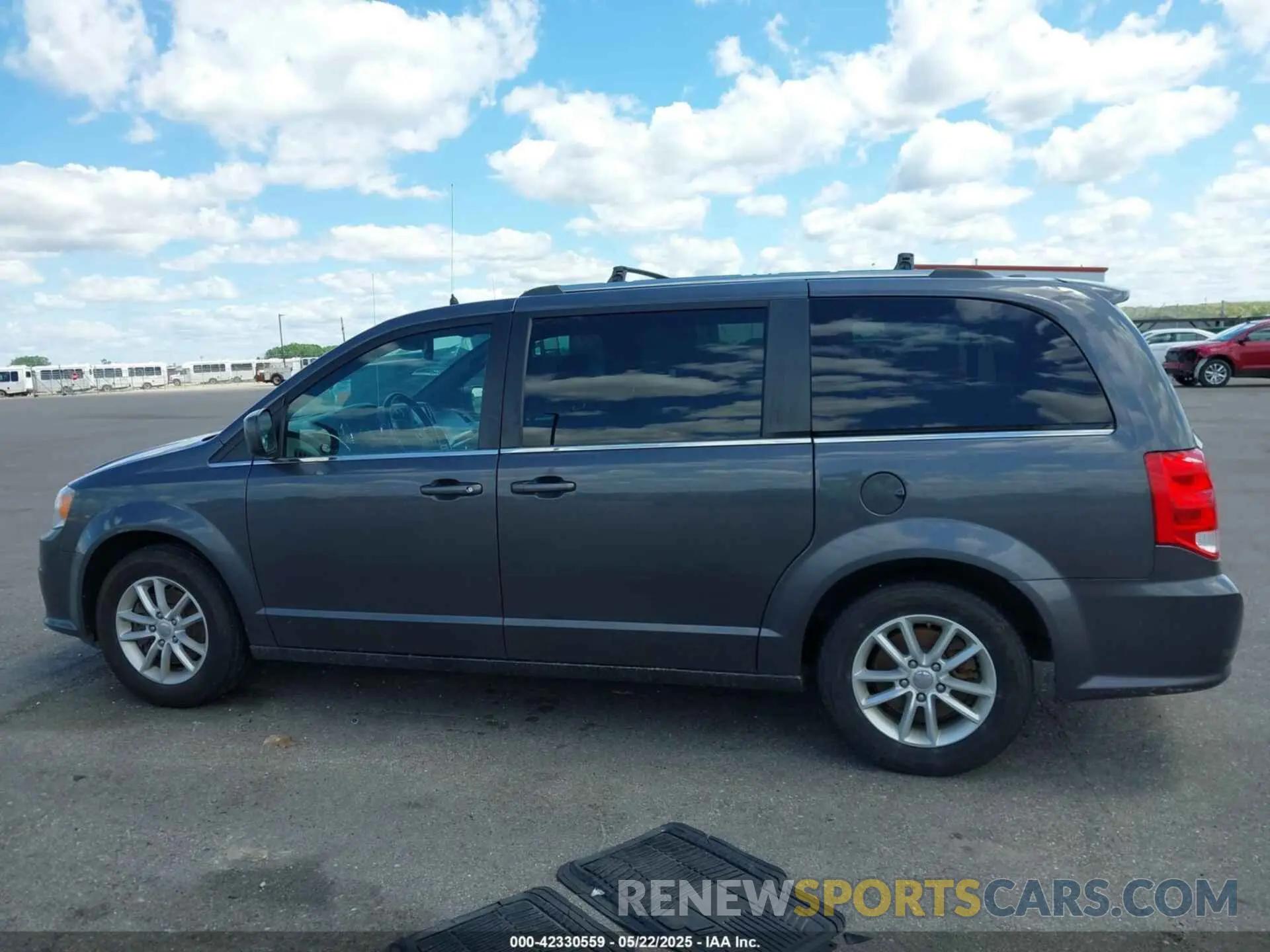 14 fotografías del automóvil dañado 2C4RDGCG8KR717896 DODGE GRAND CARAVAN 2019