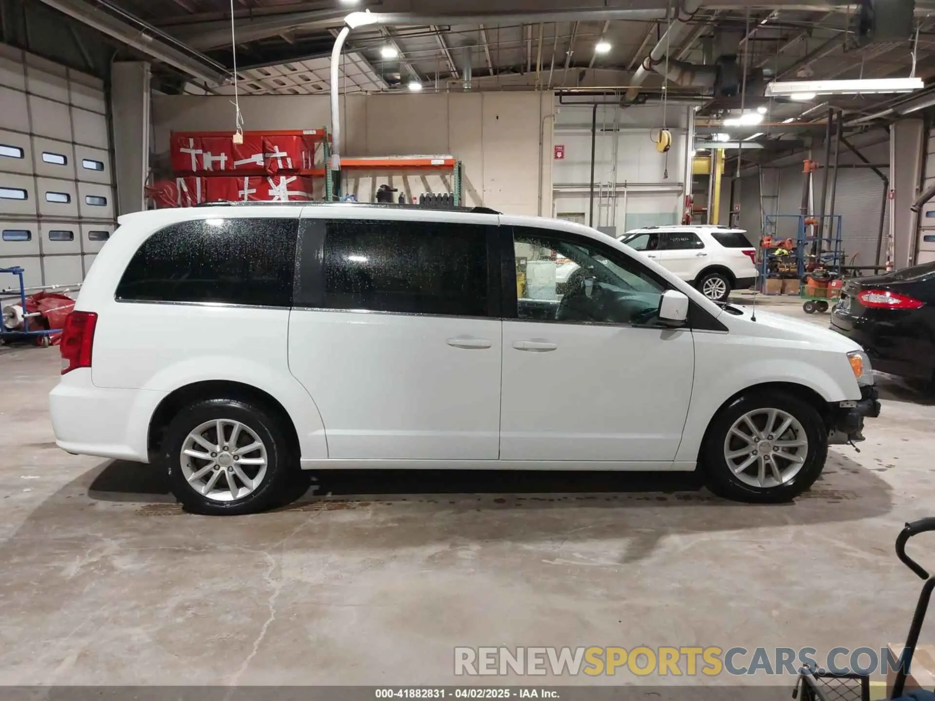 13 fotografías del automóvil dañado 2C4RDGCG8KR747710 DODGE GRAND CARAVAN 2019