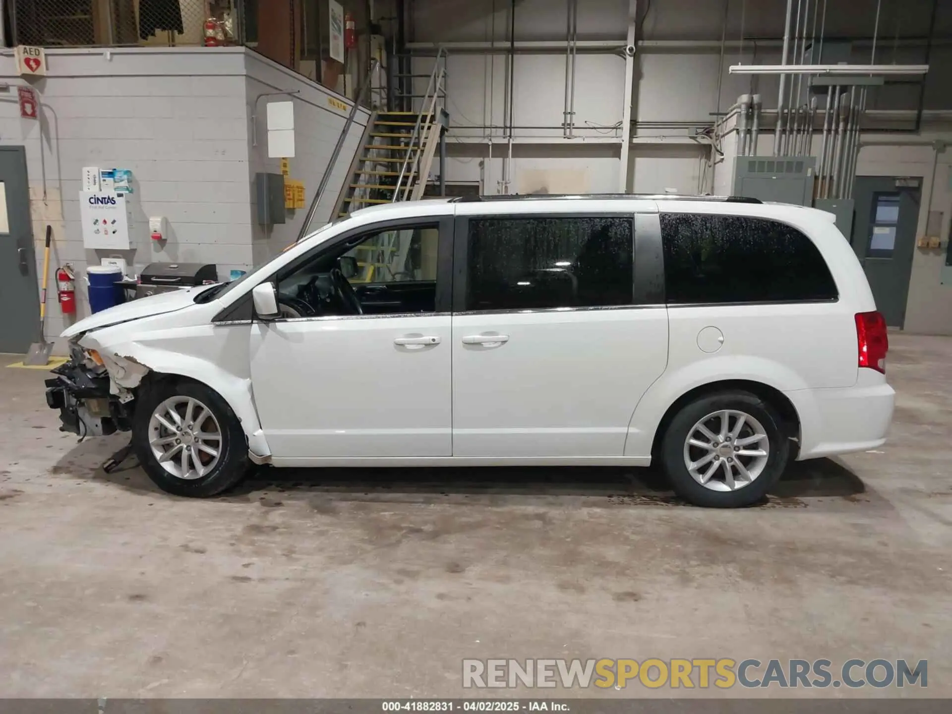 14 fotografías del automóvil dañado 2C4RDGCG8KR747710 DODGE GRAND CARAVAN 2019