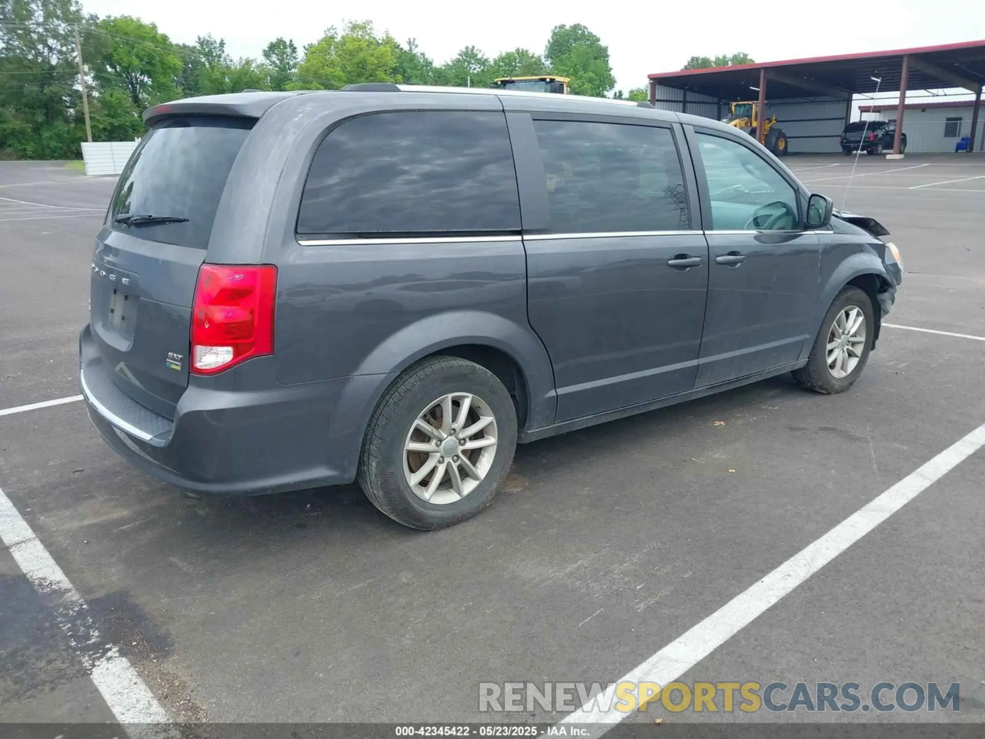 4 fotografías del automóvil dañado 2C4RDGCG8KR798043 DODGE GRAND CARAVAN 2019