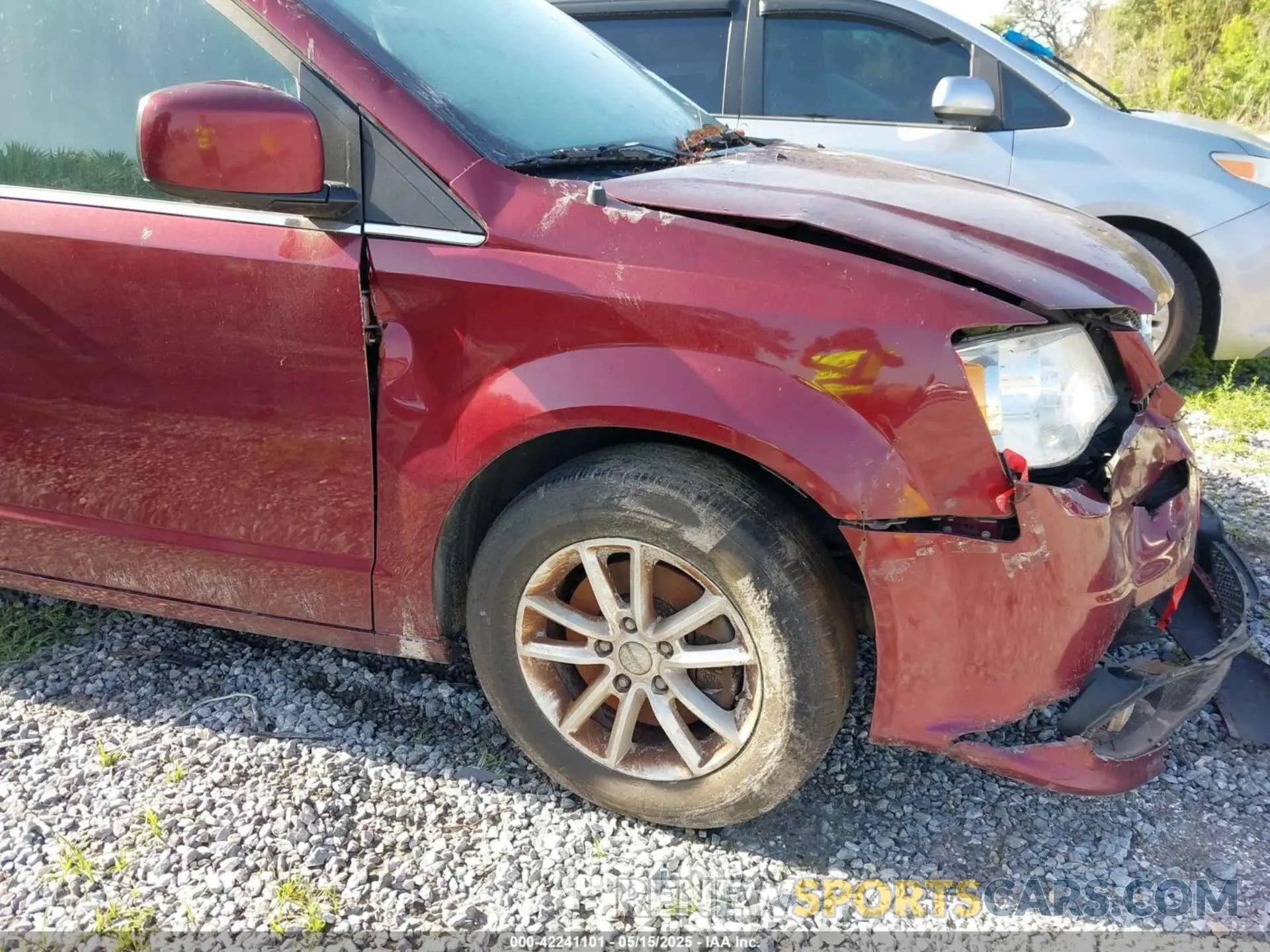 17 fotografías del automóvil dañado 2C4RDGCG9KR542185 DODGE GRAND CARAVAN 2019