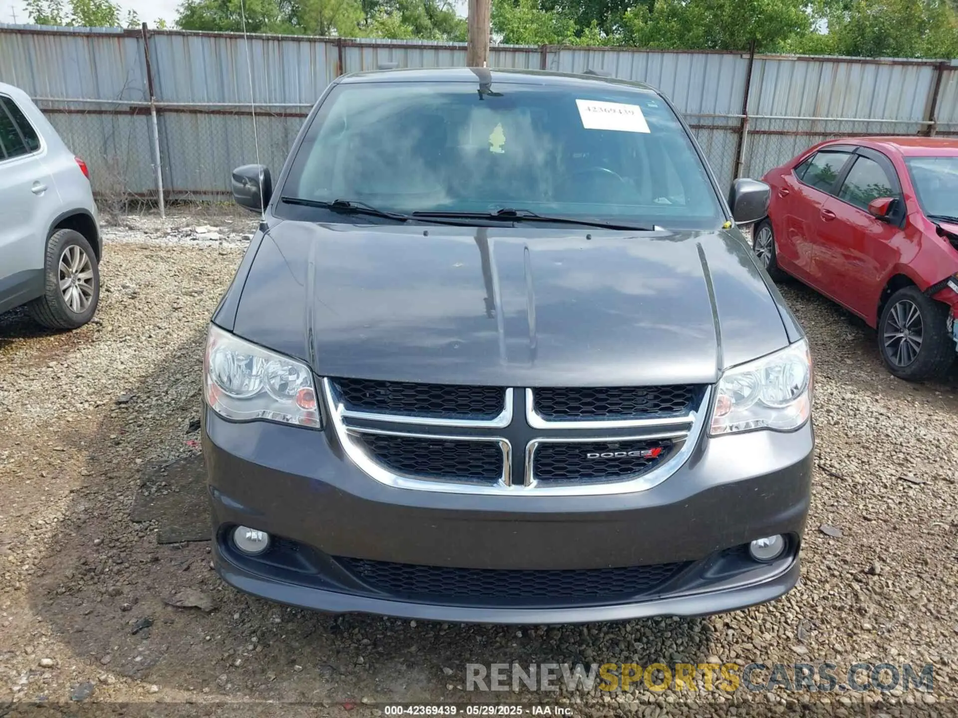 12 fotografías del automóvil dañado 2C4RDGCG9KR563862 DODGE GRAND CARAVAN 2019
