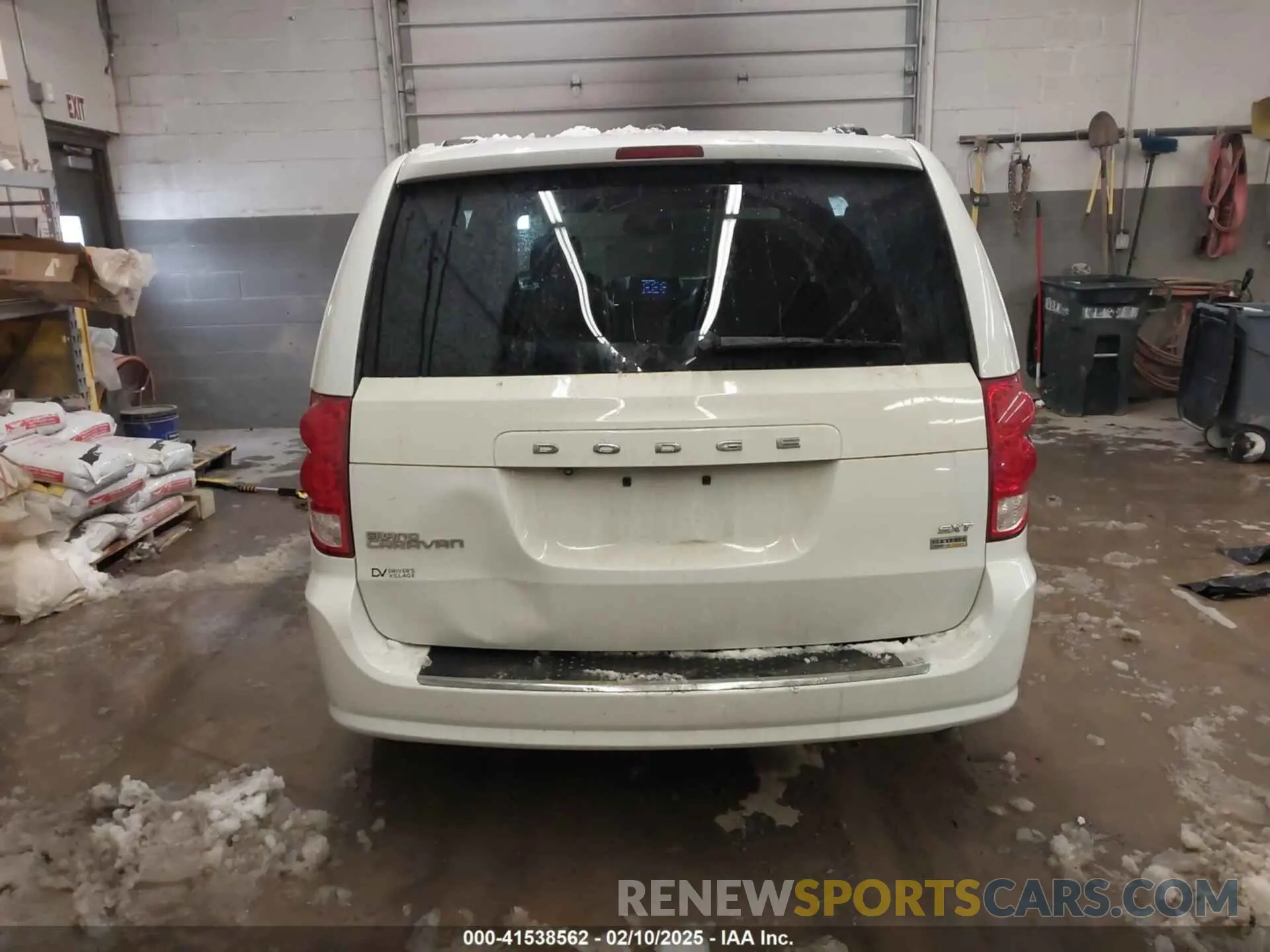 17 fotografías del automóvil dañado 2C4RDGCG9KR662455 DODGE GRAND CARAVAN 2019