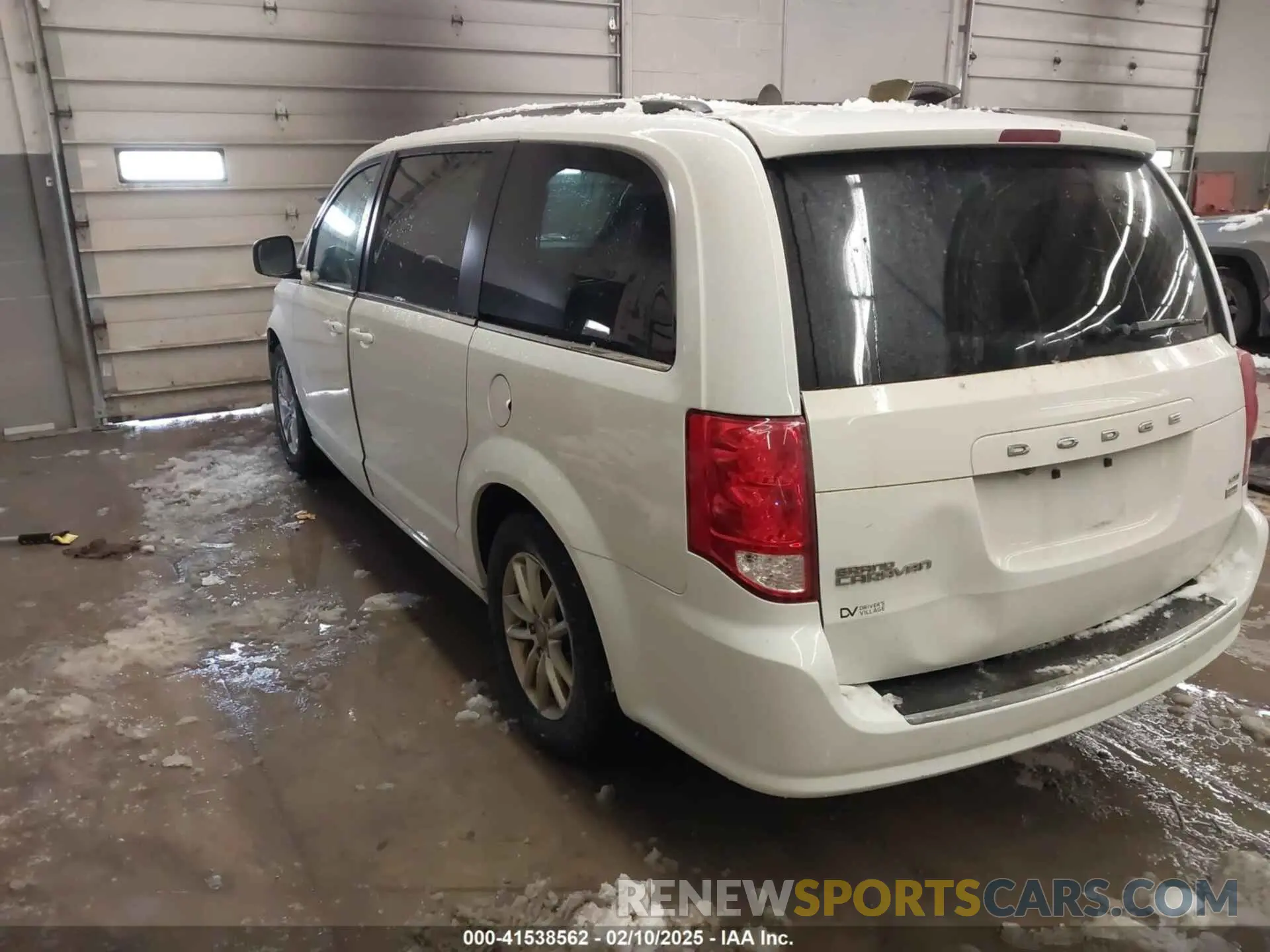 3 fotografías del automóvil dañado 2C4RDGCG9KR662455 DODGE GRAND CARAVAN 2019