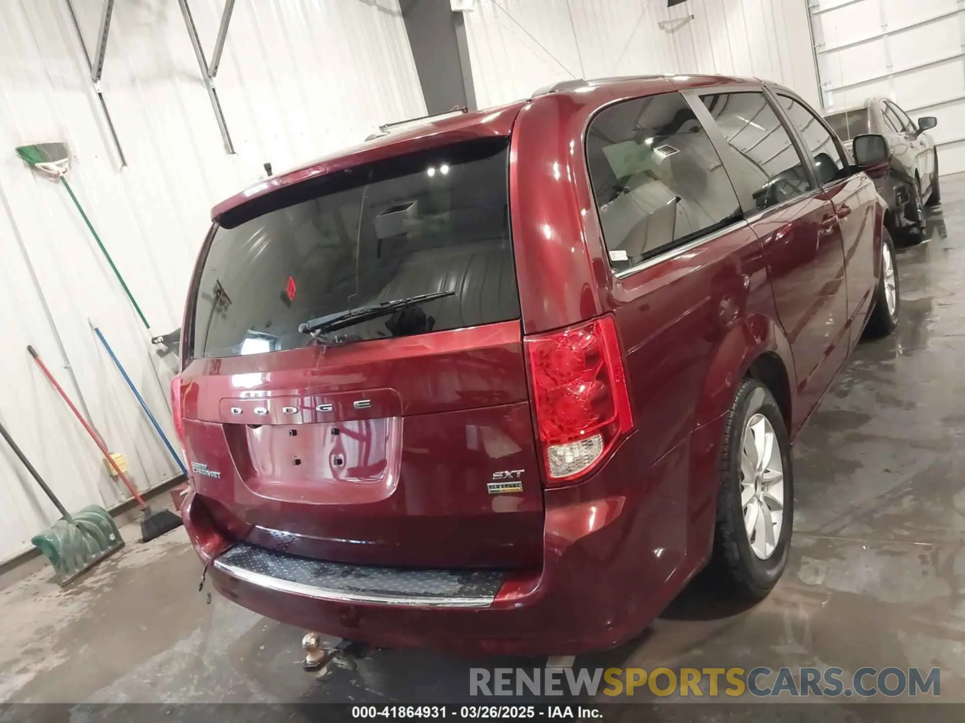 16 fotografías del automóvil dañado 2C4RDGCG9KR678235 DODGE GRAND CARAVAN 2019