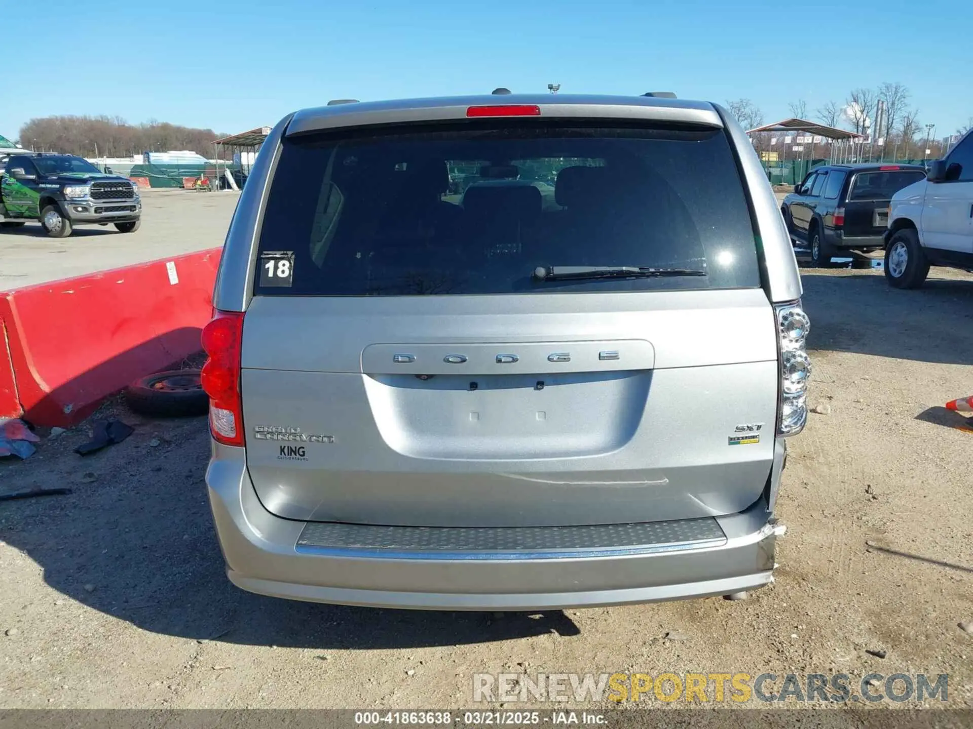17 fotografías del automóvil dañado 2C4RDGCG9KR761325 DODGE GRAND CARAVAN 2019