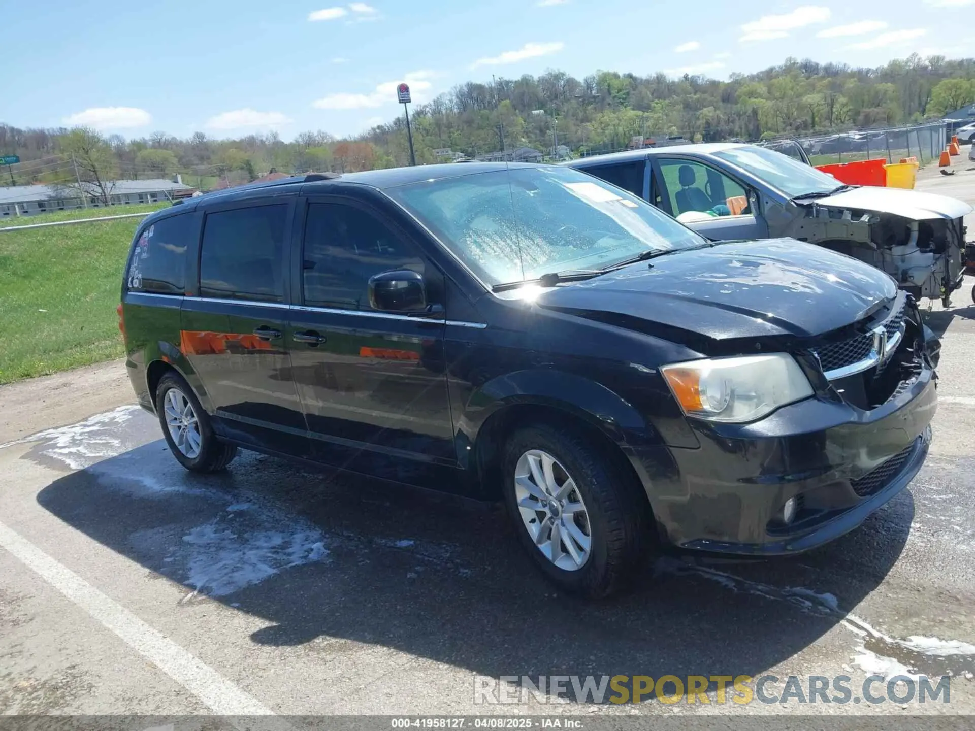13 fotografías del automóvil dañado 2C4RDGCG9KR774978 DODGE GRAND CARAVAN 2019
