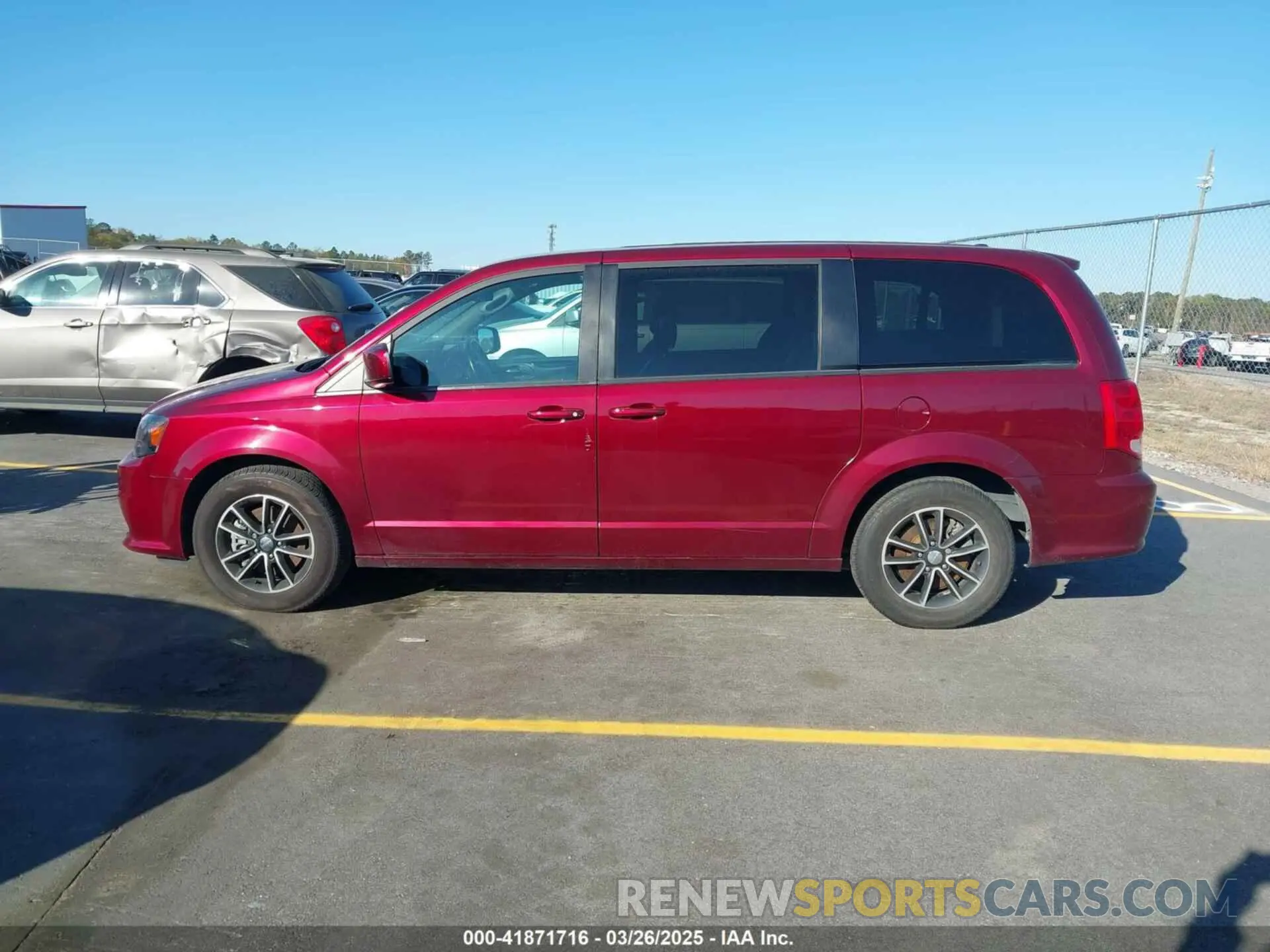 14 fotografías del automóvil dañado 2C4RDGCGXKR633062 DODGE GRAND CARAVAN 2019