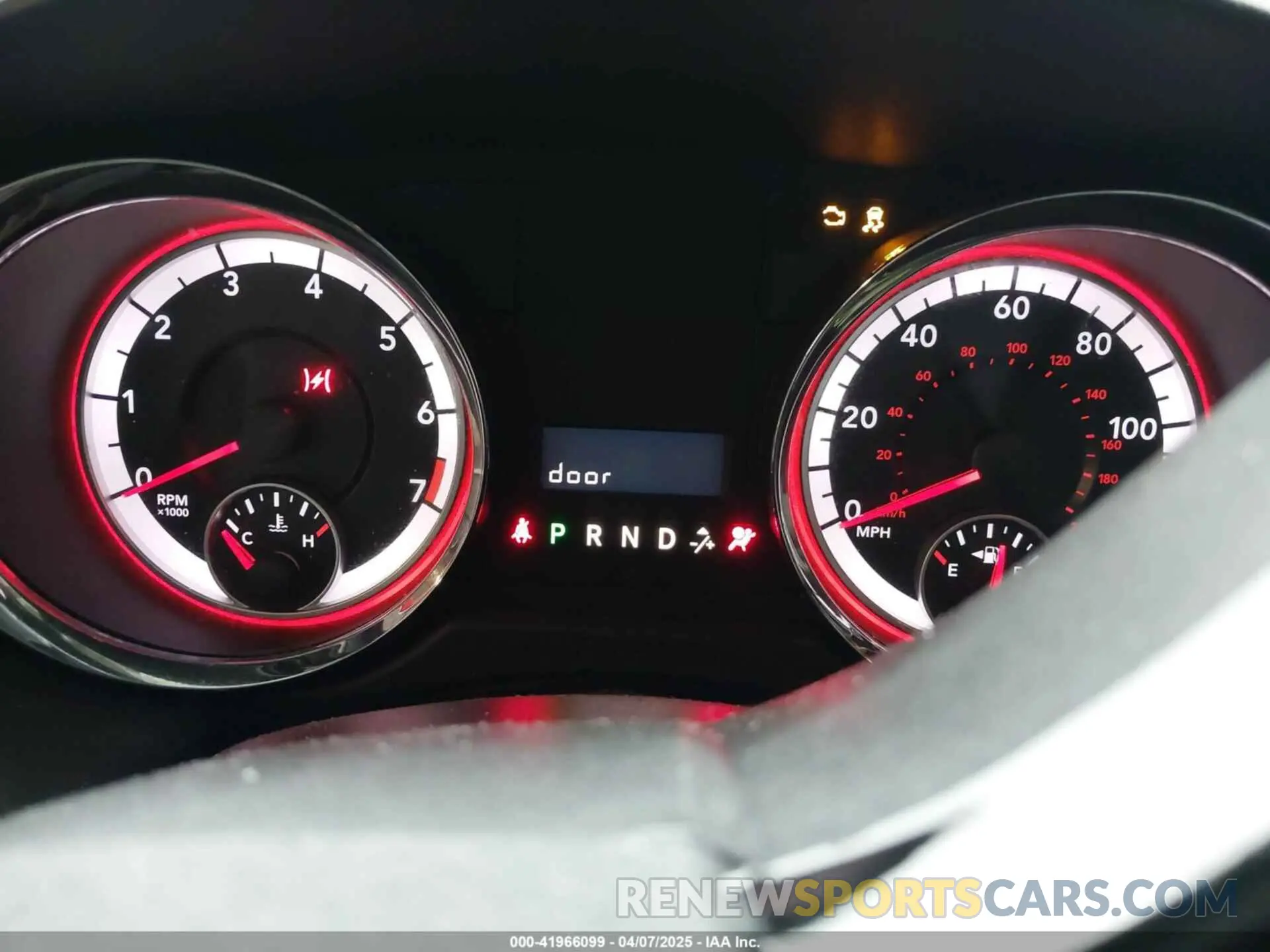 7 fotografías del automóvil dañado 2C4RDGCGXKR759292 DODGE GRAND CARAVAN 2019