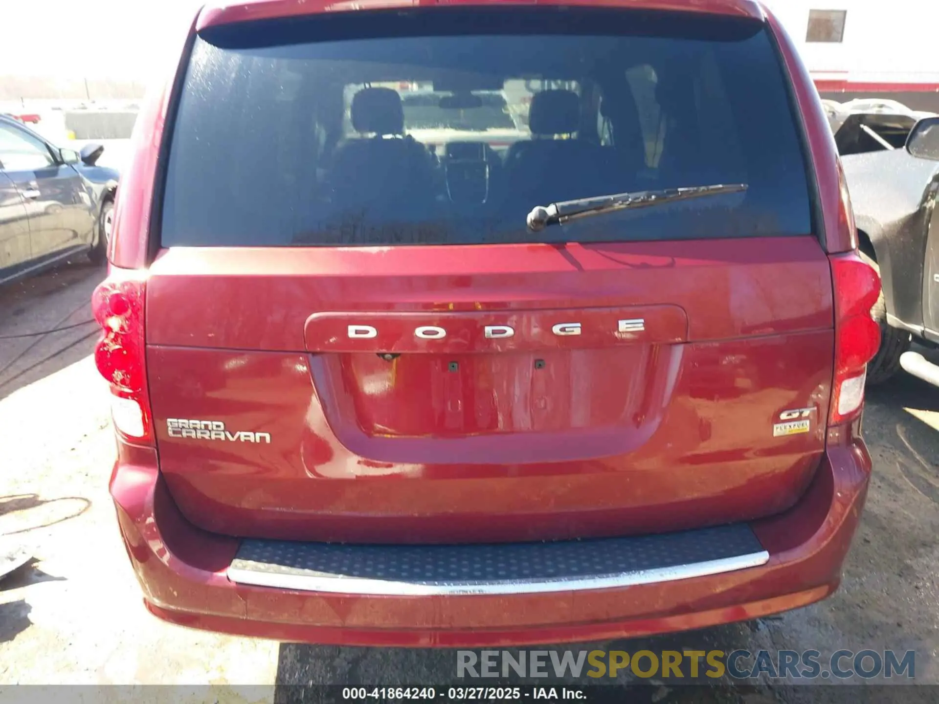 17 fotografías del automóvil dañado 2C4RDGEG0KR768550 DODGE GRAND CARAVAN 2019