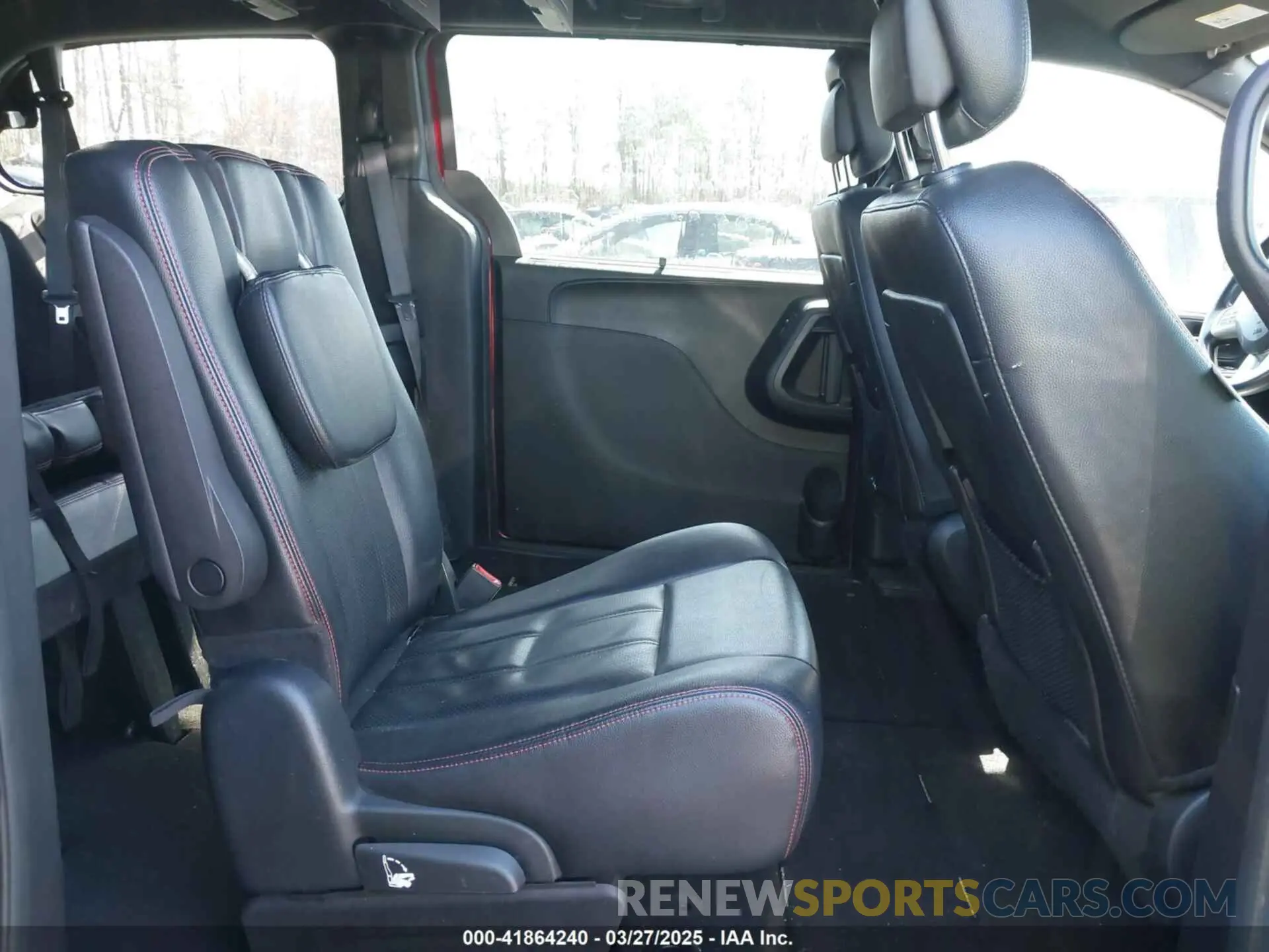 8 fotografías del automóvil dañado 2C4RDGEG0KR768550 DODGE GRAND CARAVAN 2019