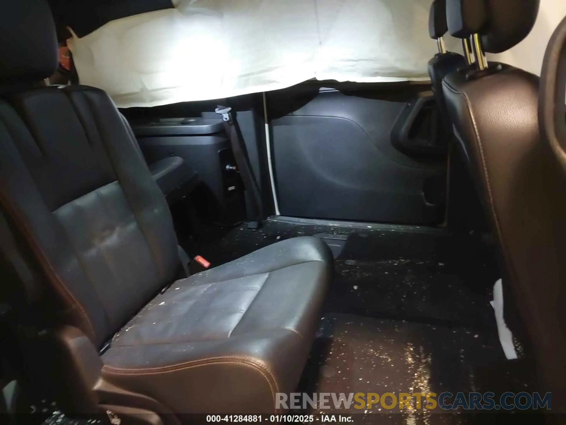 8 fotografías del automóvil dañado 2C4RDGEG0KR787101 DODGE GRAND CARAVAN 2019