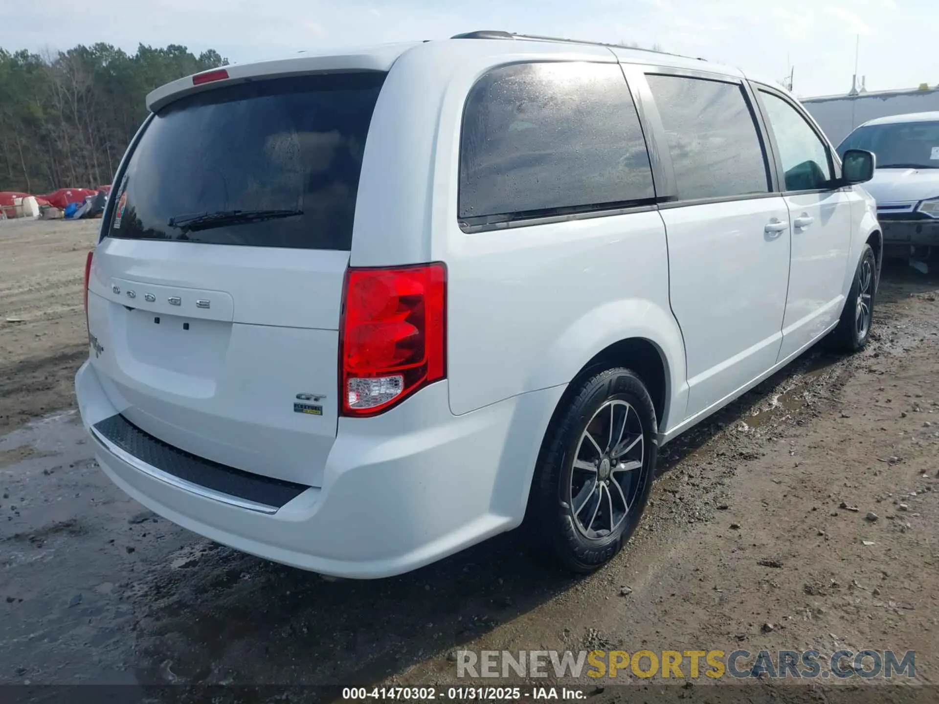 4 fotografías del automóvil dañado 2C4RDGEG1KR622884 DODGE GRAND CARAVAN 2019