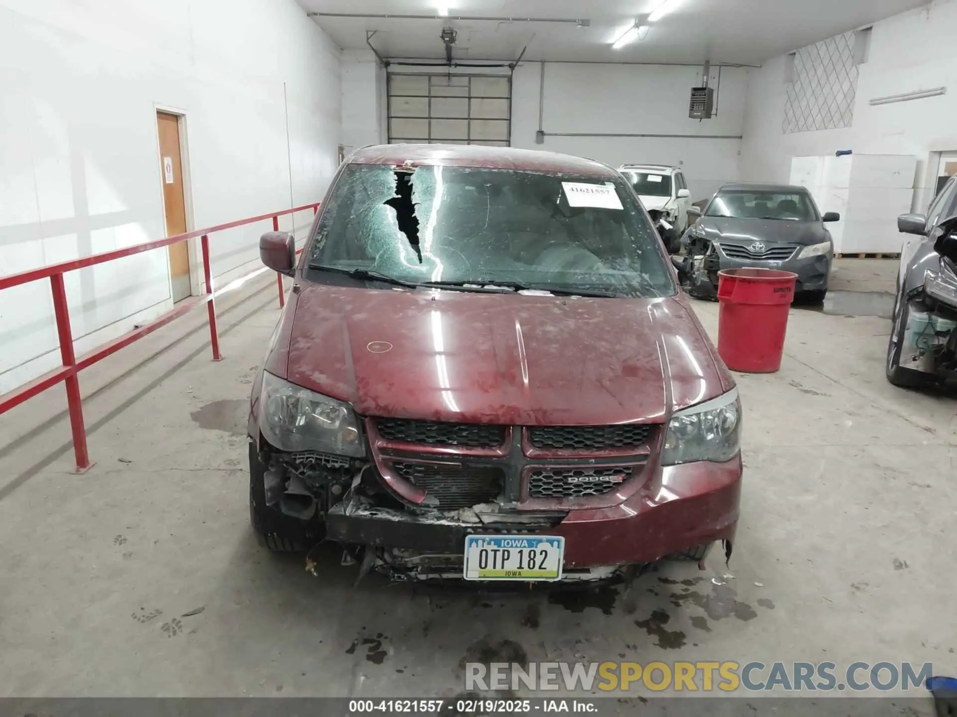 12 fotografías del automóvil dañado 2C4RDGEG1KR640575 DODGE GRAND CARAVAN 2019
